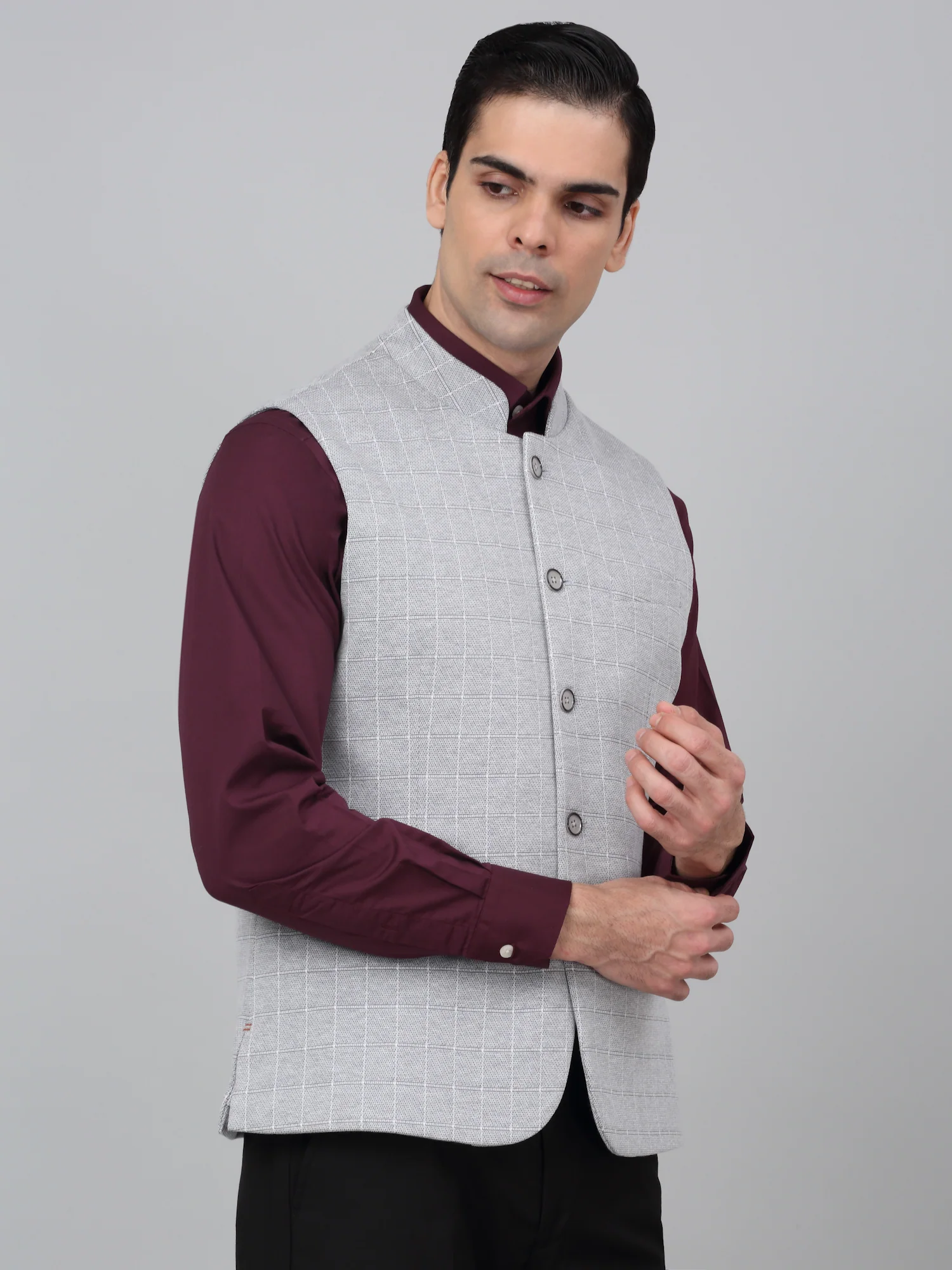 Men Grey Checkered Mandarin Collar Casual Waistcoat - Image 3