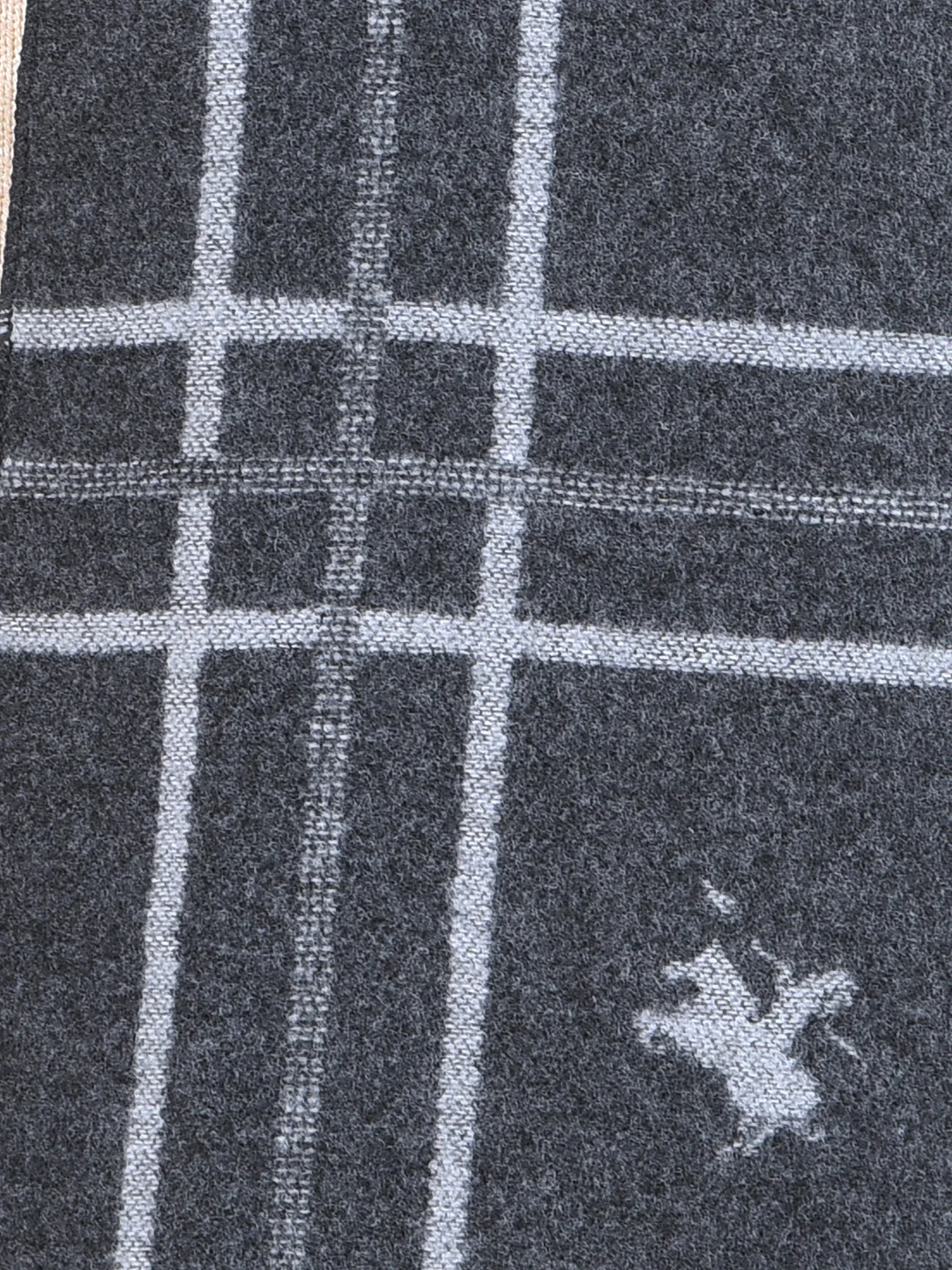 Men Grey Checkered Winter Warm Casual Muffler - Image 4