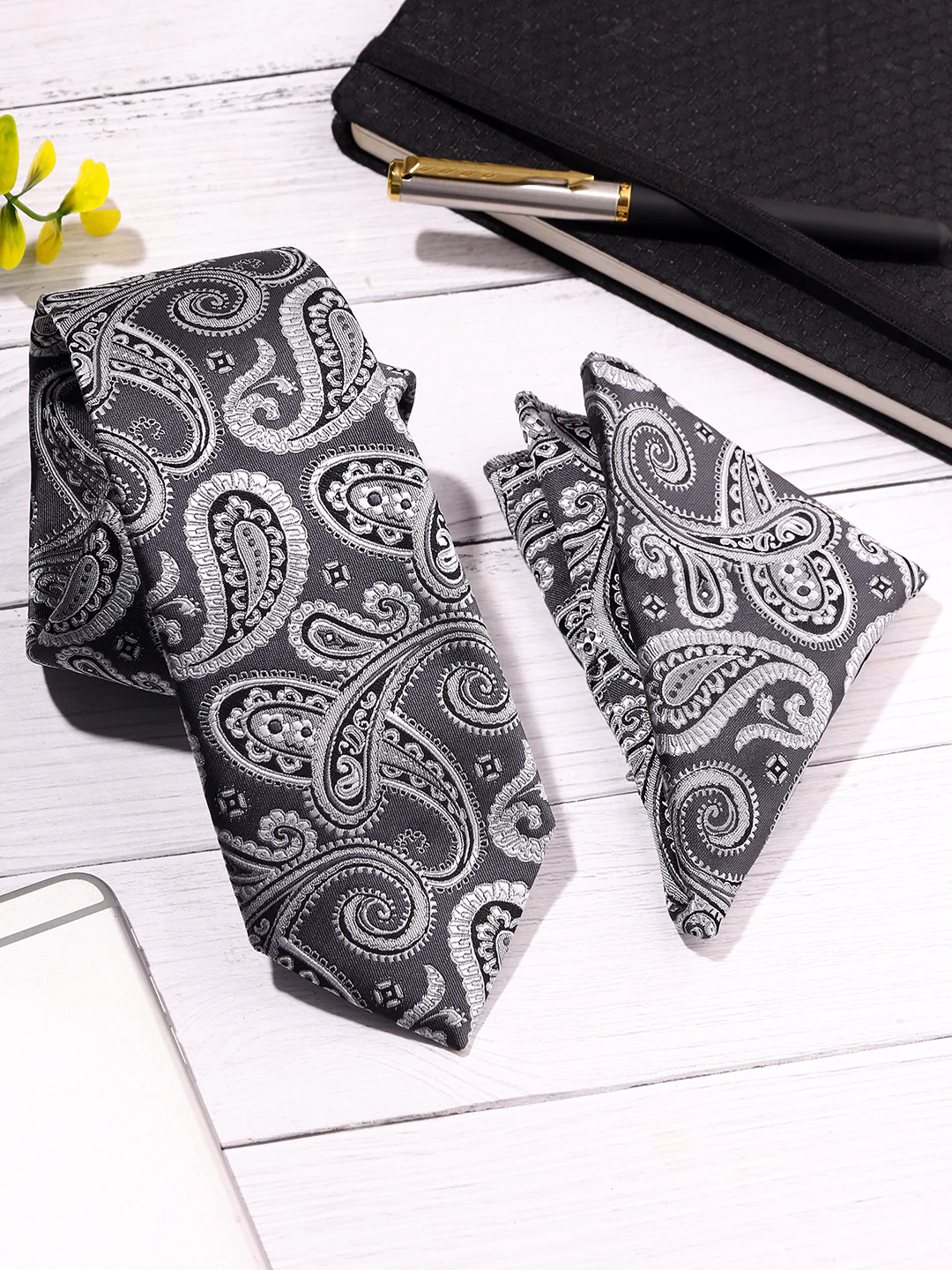 Men Grey Printed Tie With Pocket Square - Image 2