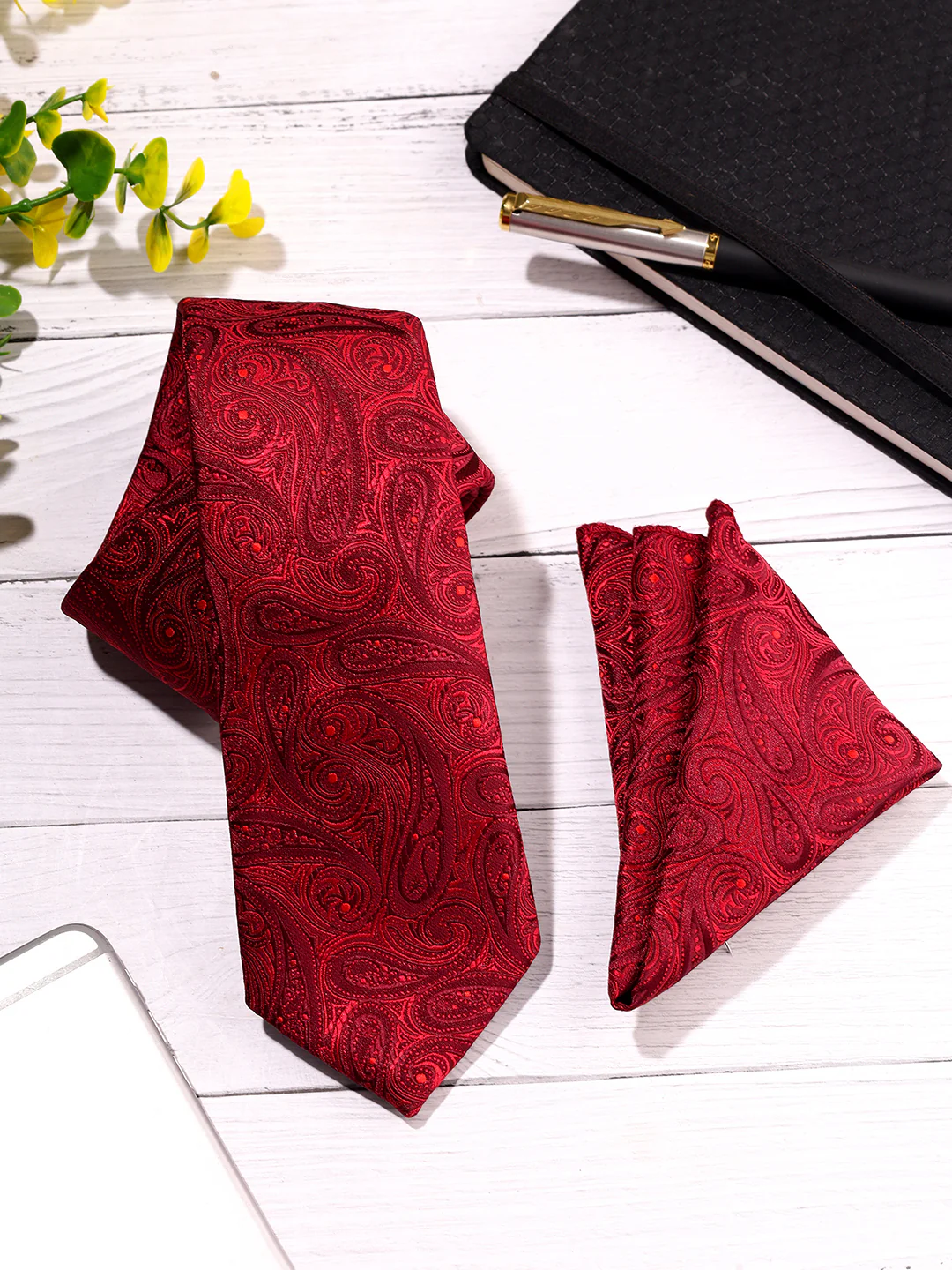 Men Maroon Printed Tie With Pocket Square - Image 2