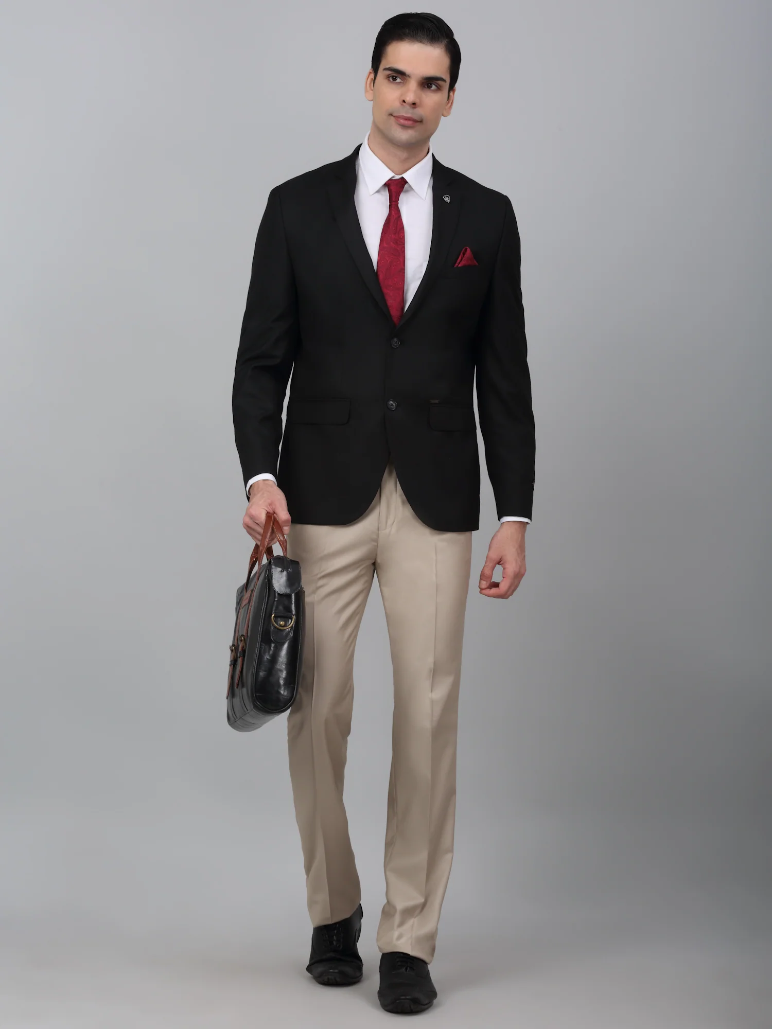 Men’s Black Solid Notch Lapel Formal Blazer | Cantabil - Image 2