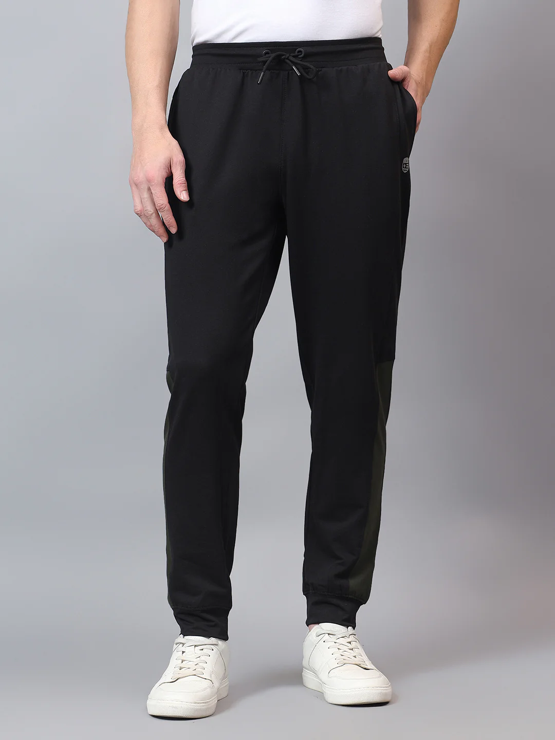 Men's Black Solid Track Pant - Image 4