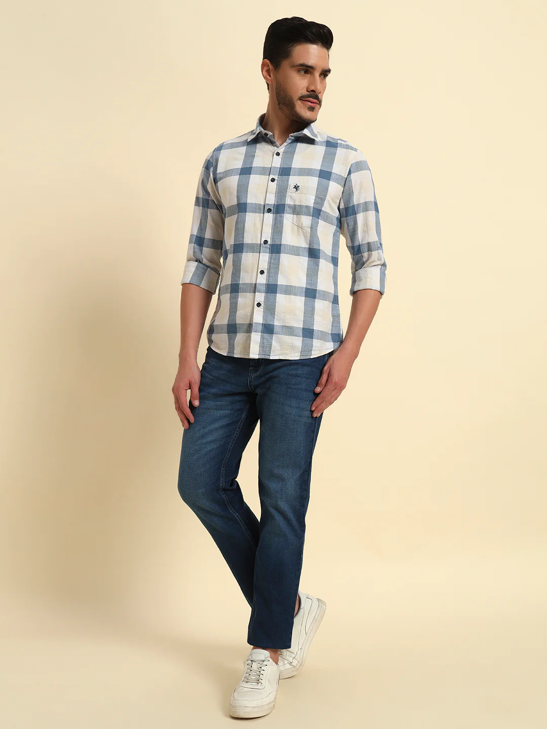 Denim Jeans for Men l Breathable & Soft with Color Fastness Straight Fit Cotton Fabric Solid Pattern Button Closure - Image 2