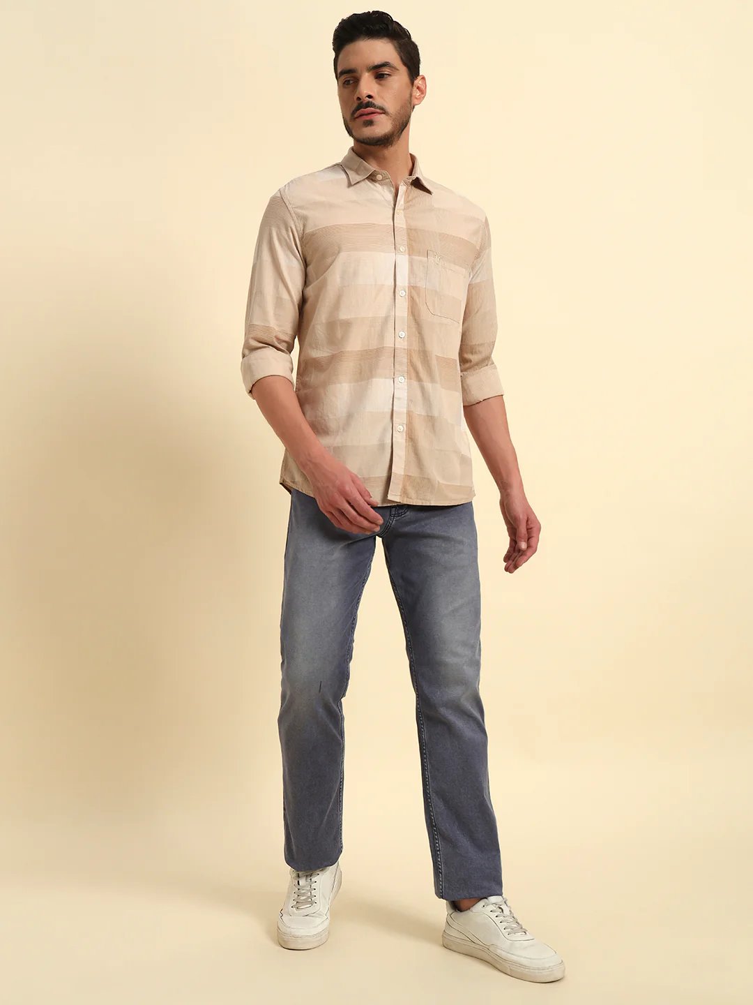 Denim Jeans for Men l Breathable & Soft with Color Fastness Straight Fit Cotton Fabric Solid Pattern Button Closure - Image 2