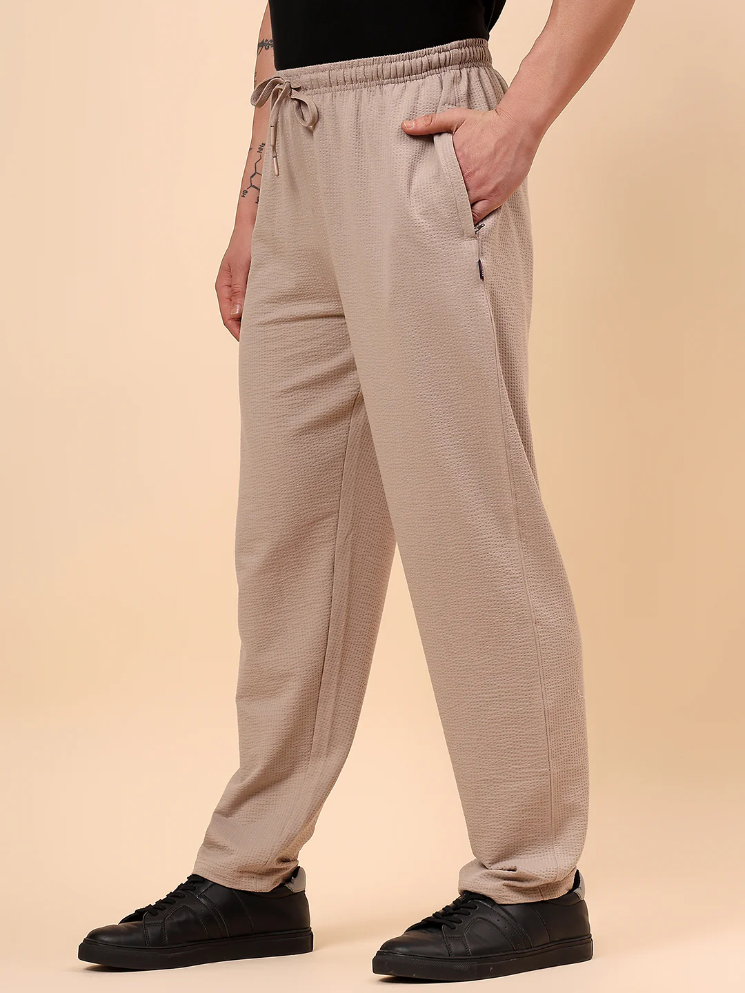 Men's Brown Self Design Regular Fit Casual Track Pant - Image 5