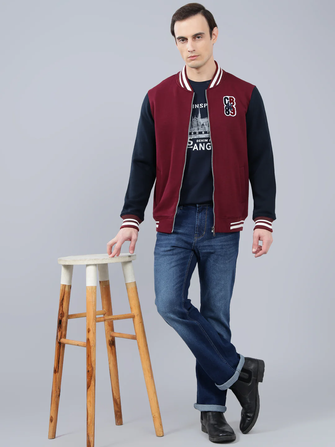Men's Color Block Maroon Mock Collar Sweatshirt - Image 4