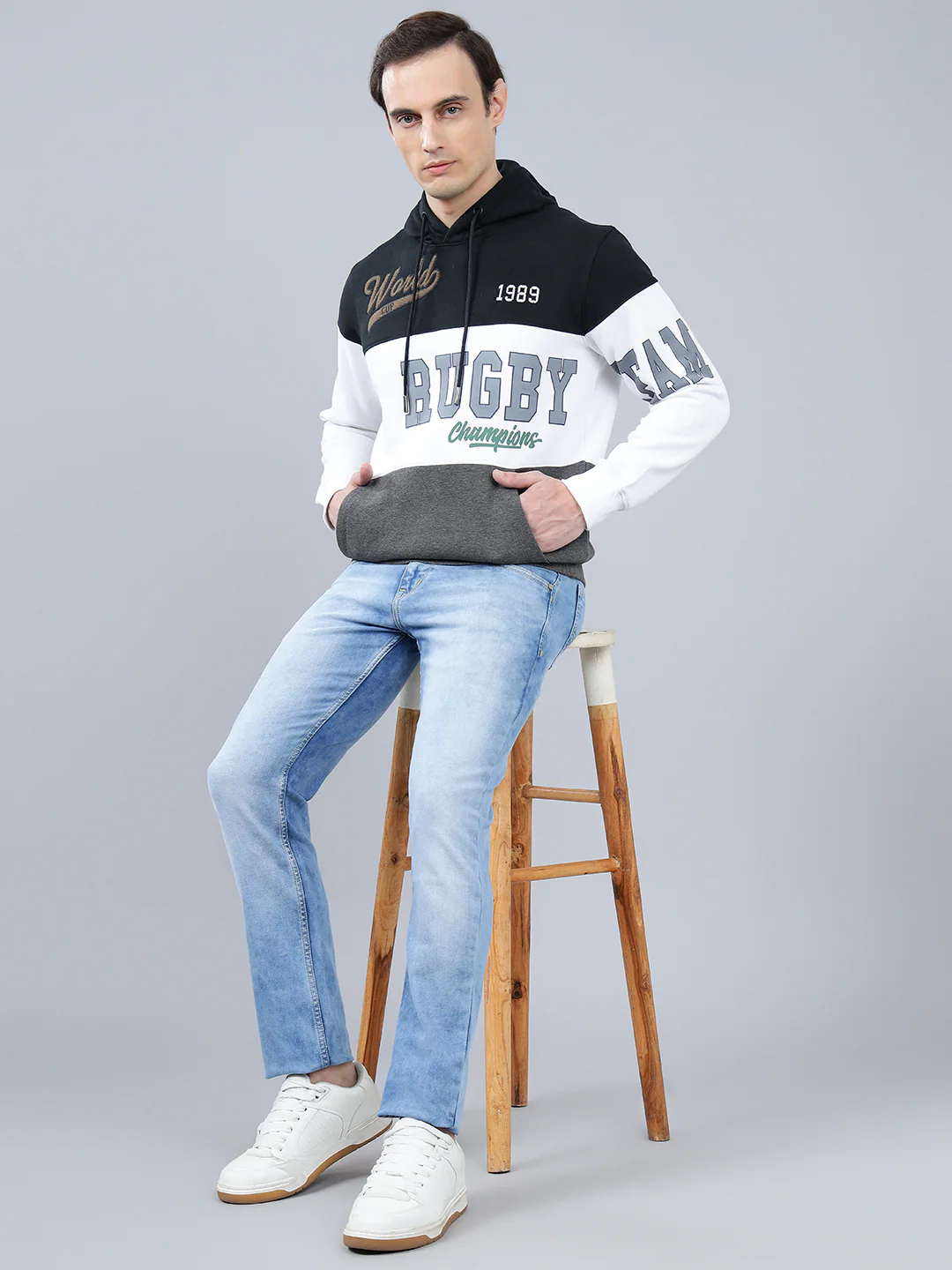 Men's Color Block Navy Blue Hoody Neck Sweatshirt - Image 3