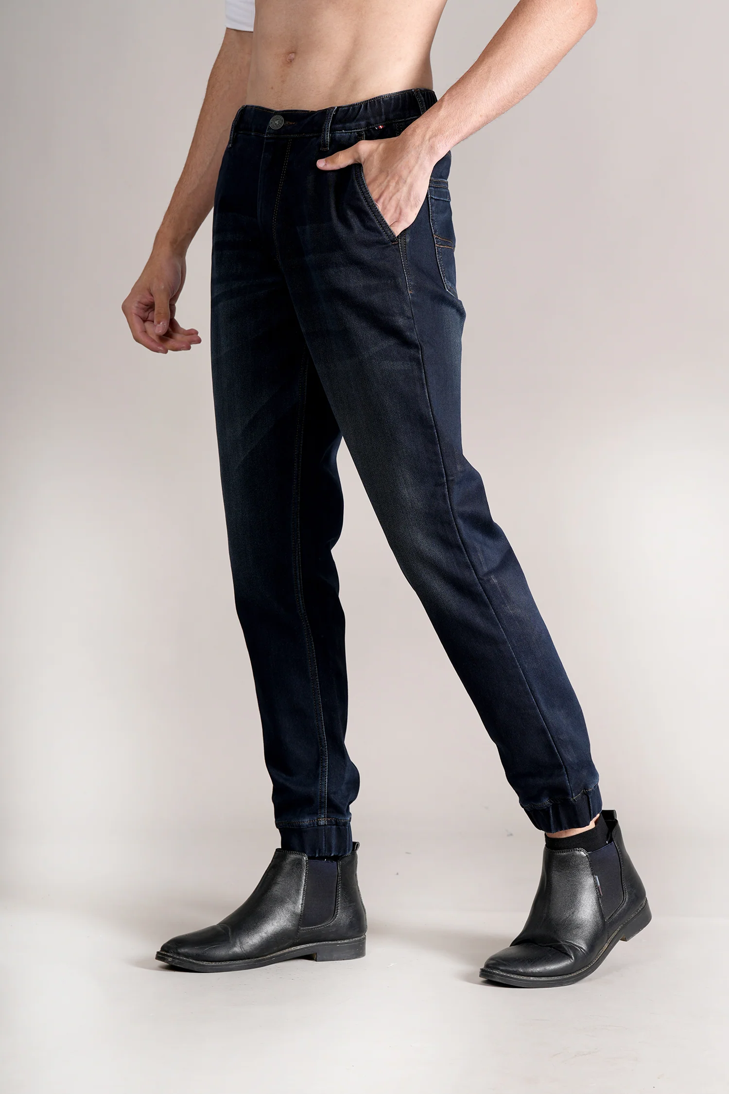 Men's Dark Blue Solid Jogger - Image 3