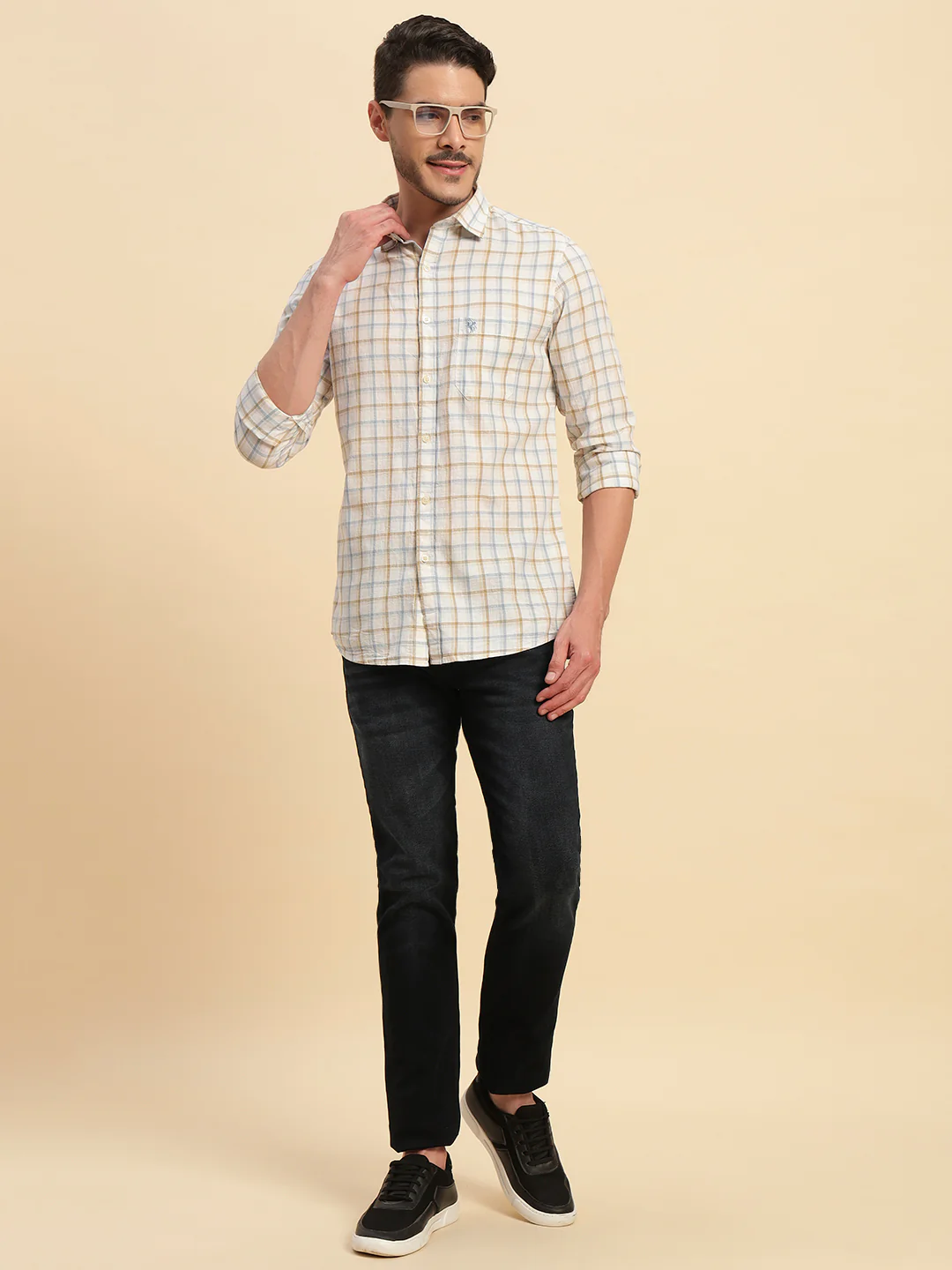 Denim Jeans for Men l Breathable & Soft with Color Fastness Slim Fit Cotton Fabric Solid Pattern Button Closure - Image 3