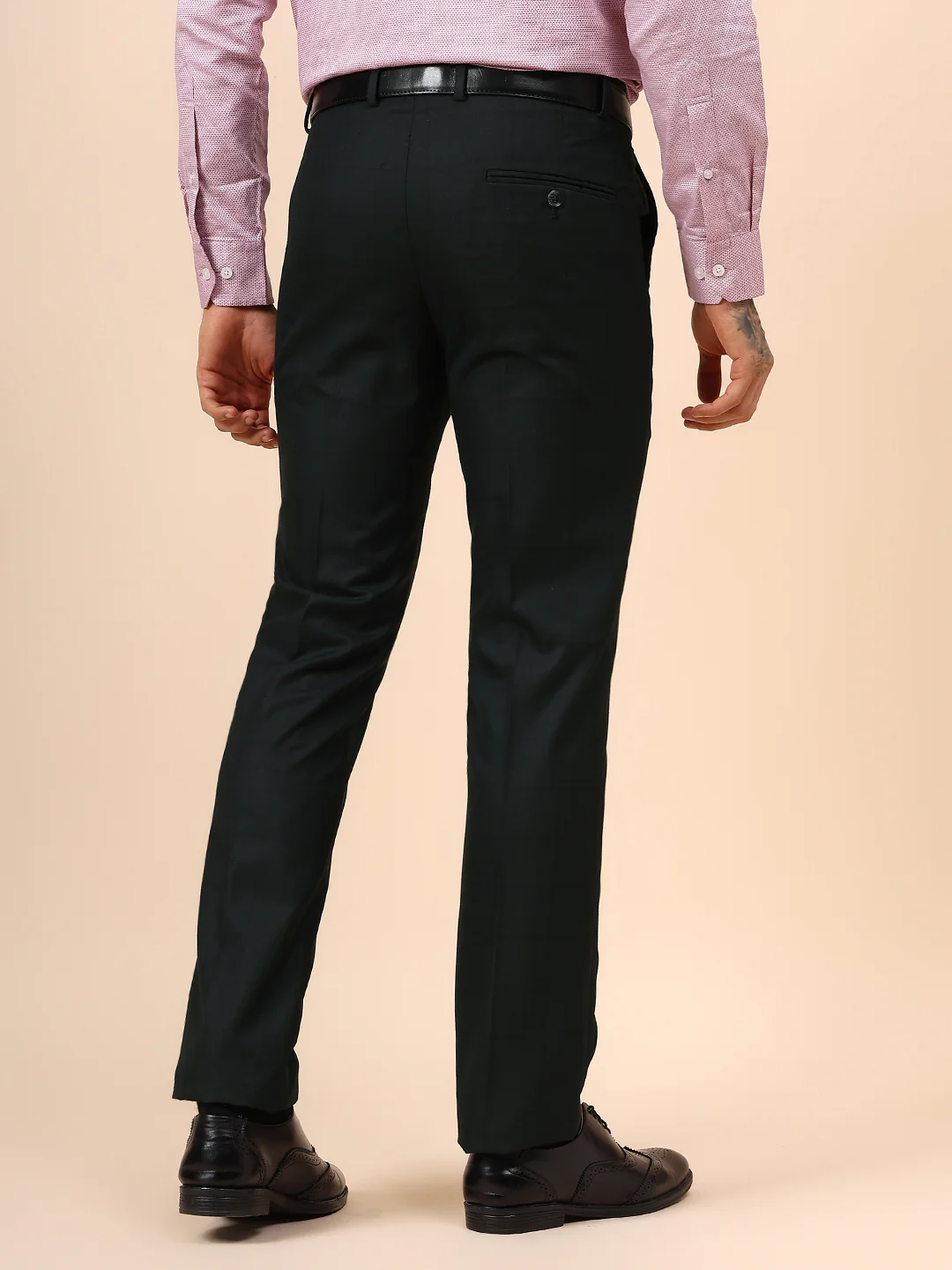 Men's Dark Green Checkered Non Plated Regular Fit Formal Trouser - Image 5