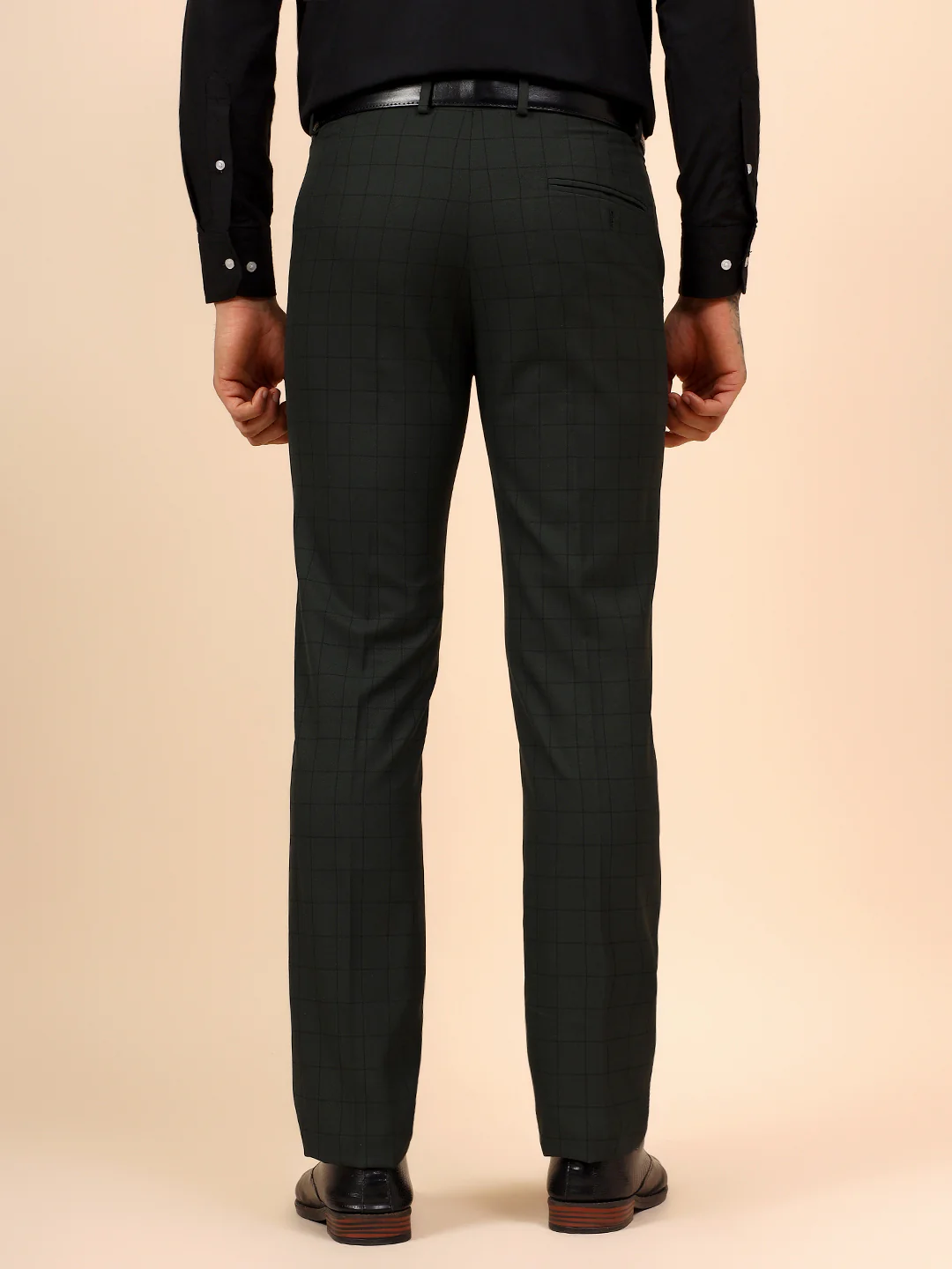 Men's Dark Green Checkered Non Plated Regular Fit Formal Trouser - Image 6