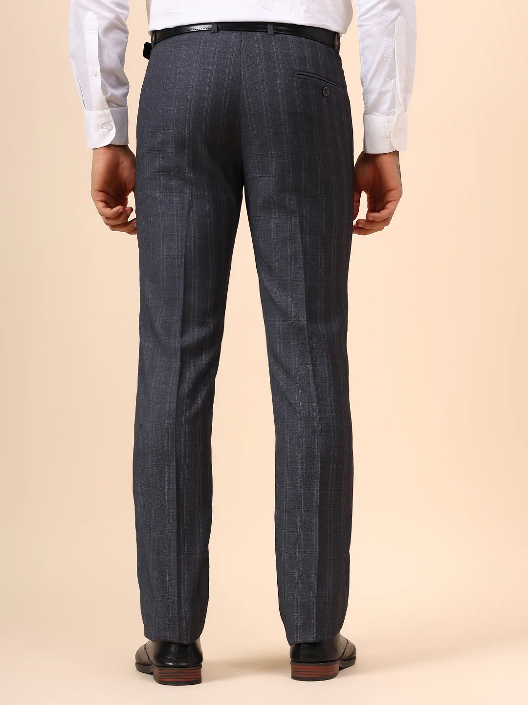 Men's Grey Checkered Non Plated Regular Fit Formal Trouser - Image 5