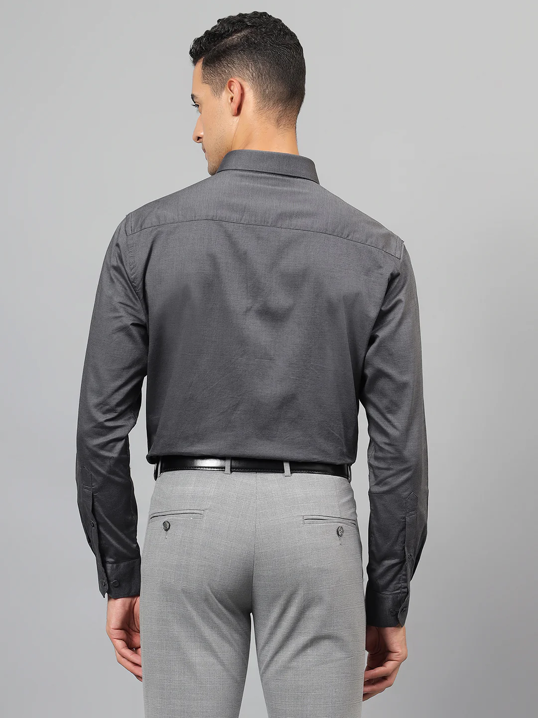 Formal Shirt for Men l Breathable & Soft with Color Fastness Regular Fit Spread Collar Neck Giza Cotton Fabric Self Design Pattern - Image 3