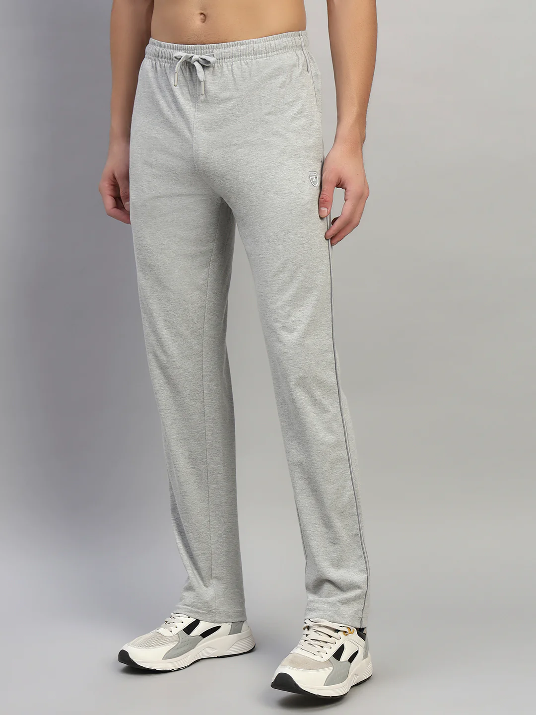 Men's Grey Solid Flat Front Mid Rise Casual Track Pant - Image 4