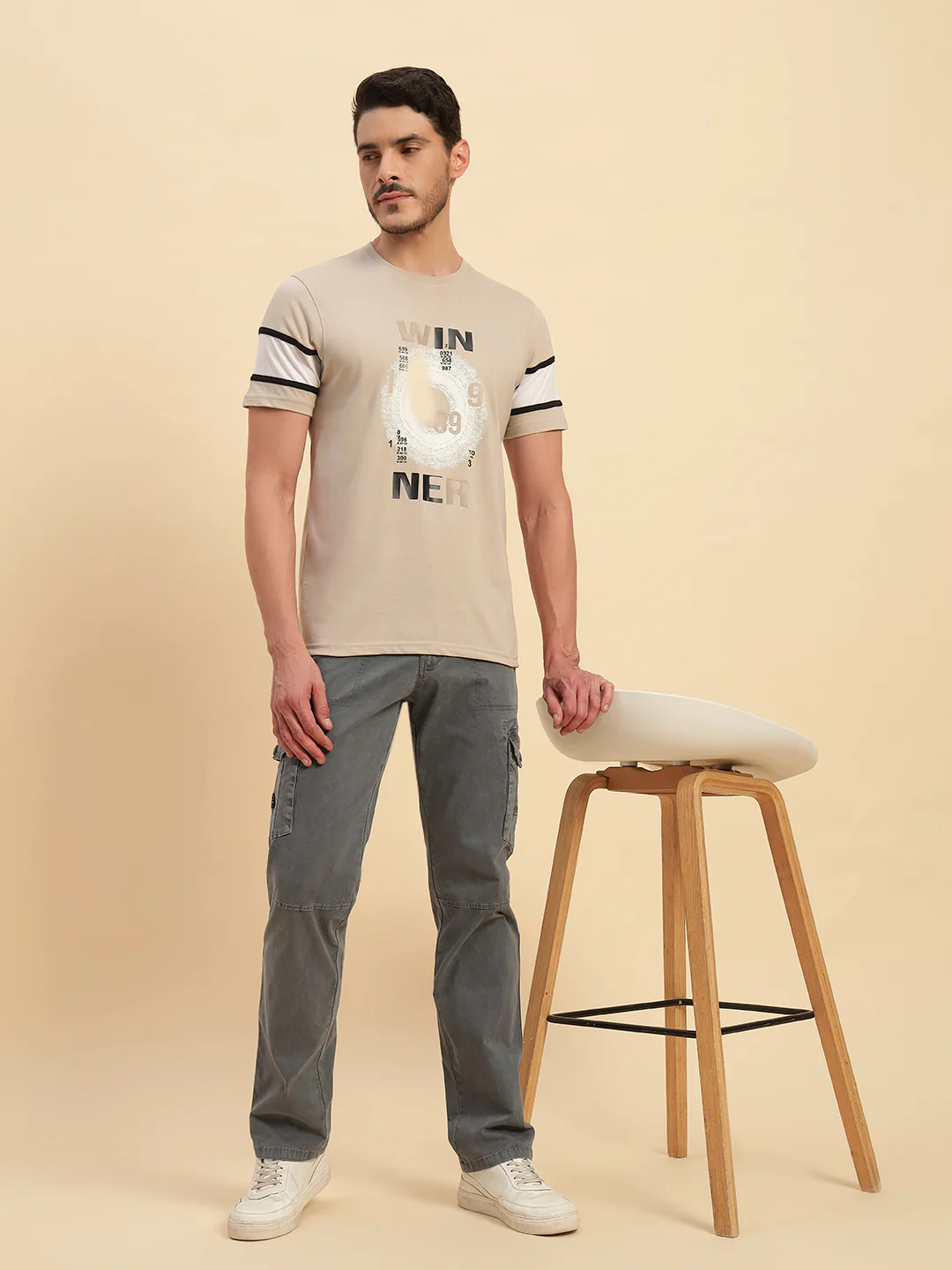 Men's Grey Solid Regular Fit Casual Cargo - Image 9