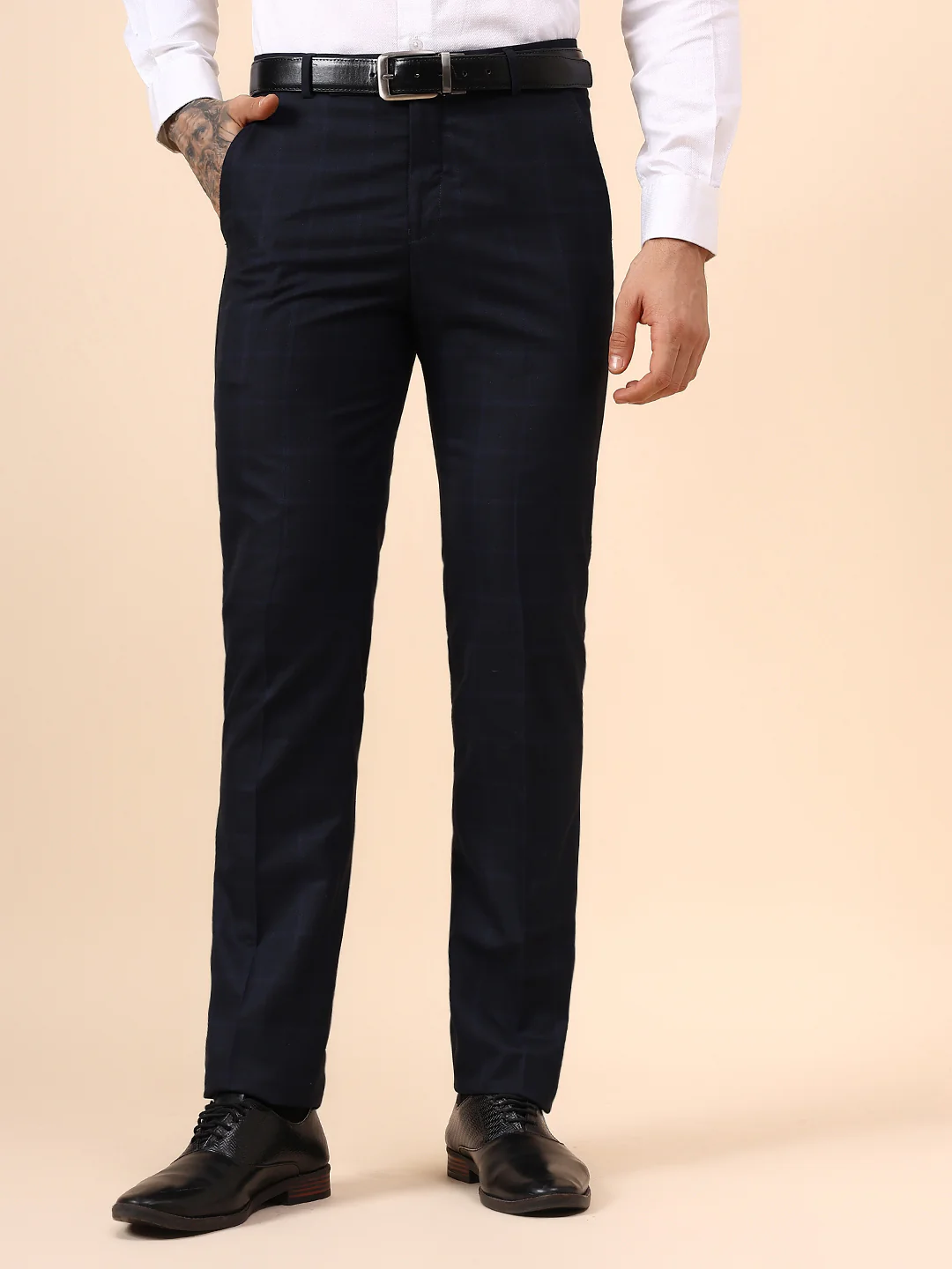 Men's Navy Blue Checkered Non Plated Regular Fit Formal Trouser - Image 2