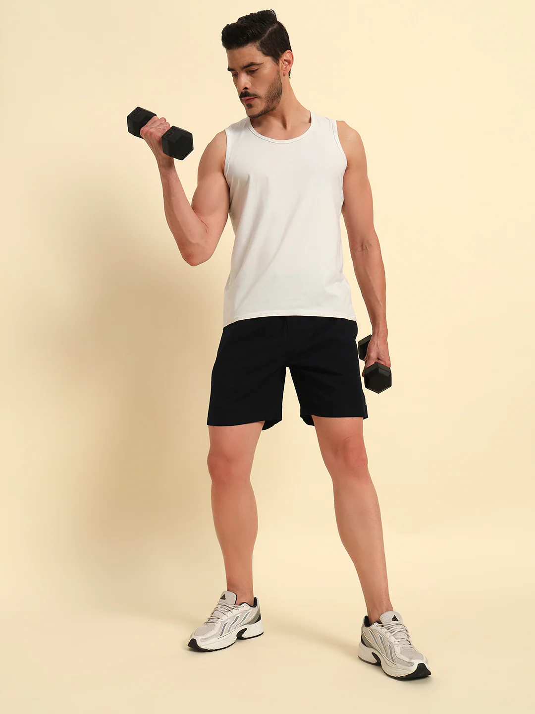 Men's Navy Blue Solid Regular Fit Casual Bermuda - Image 9