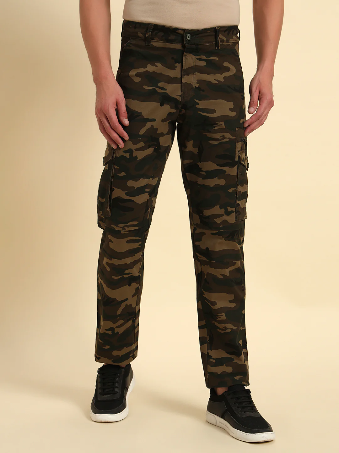 Men's Olive Green Printed Regular Fit Casual Cargo - Image 3