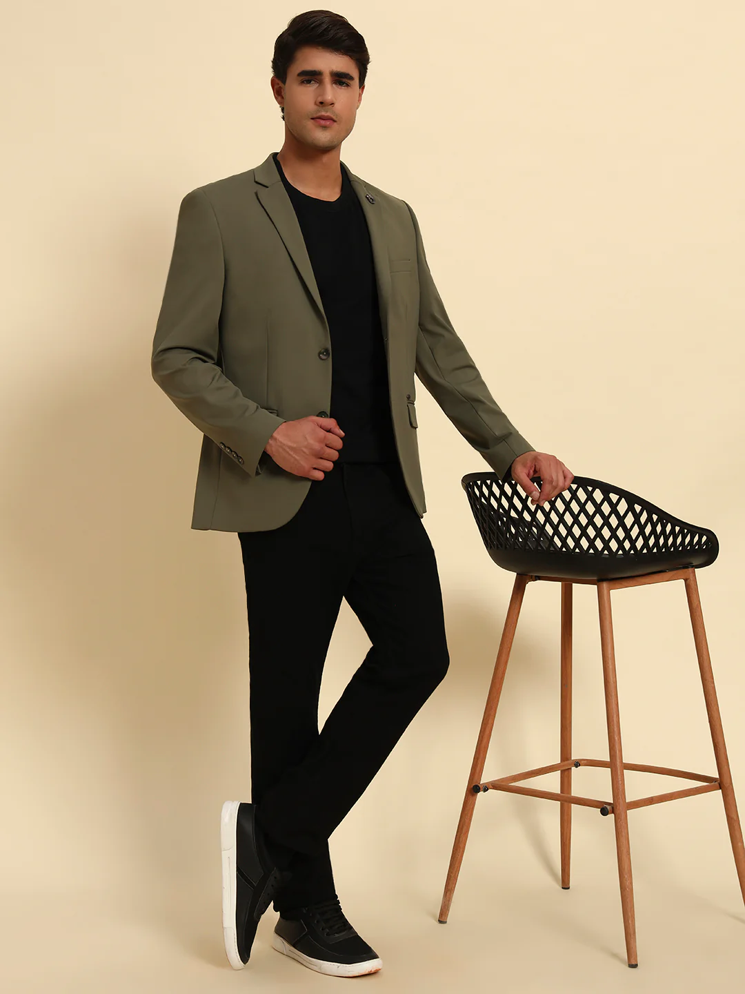 Blazer for Men | Premium Casual Blazer Slim Fit Notched Collar Polyester Fabric Solid Pattern - Image 2