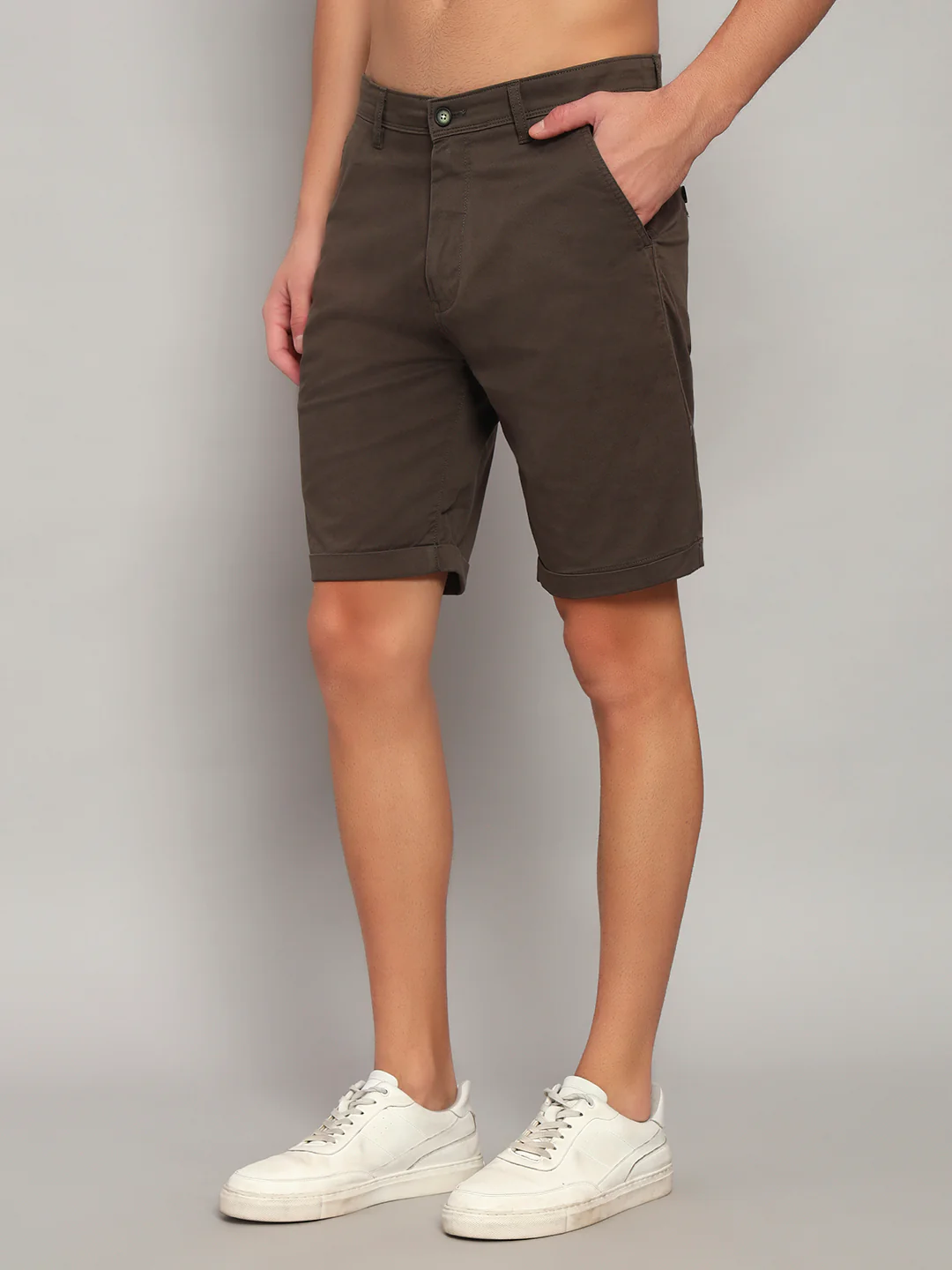 Men's Olive Green Solid Regular Fit Casual Bermuda - Image 4