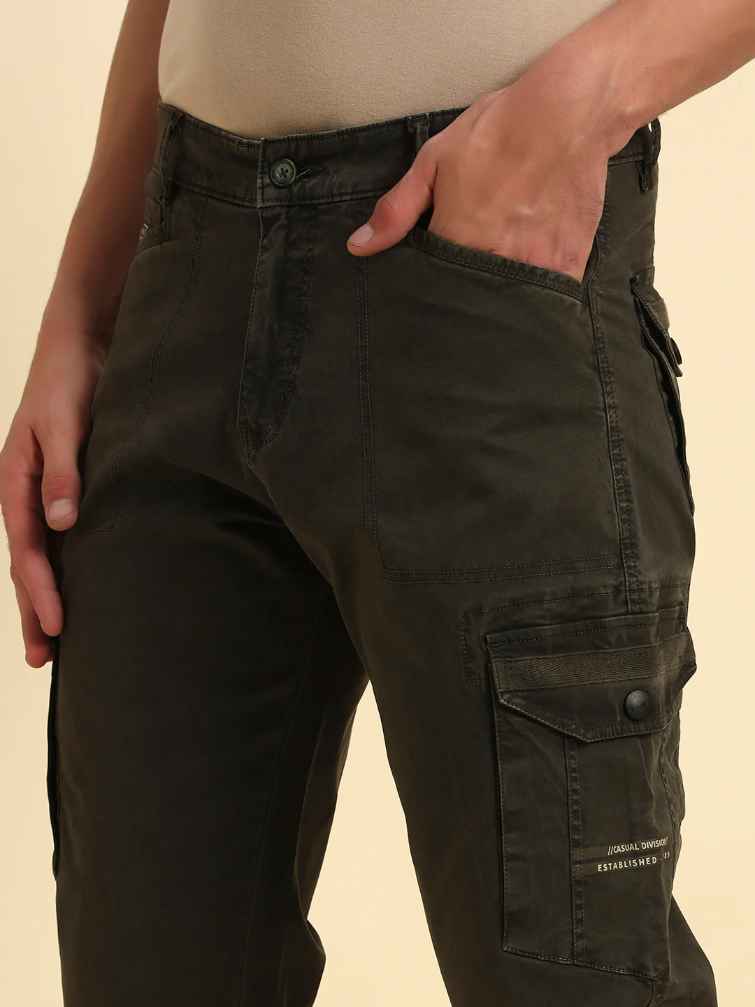 Men's Olive Green Solid Regular Fit Casual Cargo - Image 8