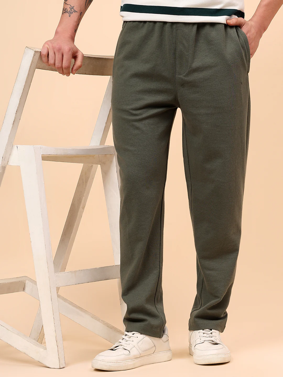 Men's Olive Green Solid Regular Fit Casual Track Pant - Image 3