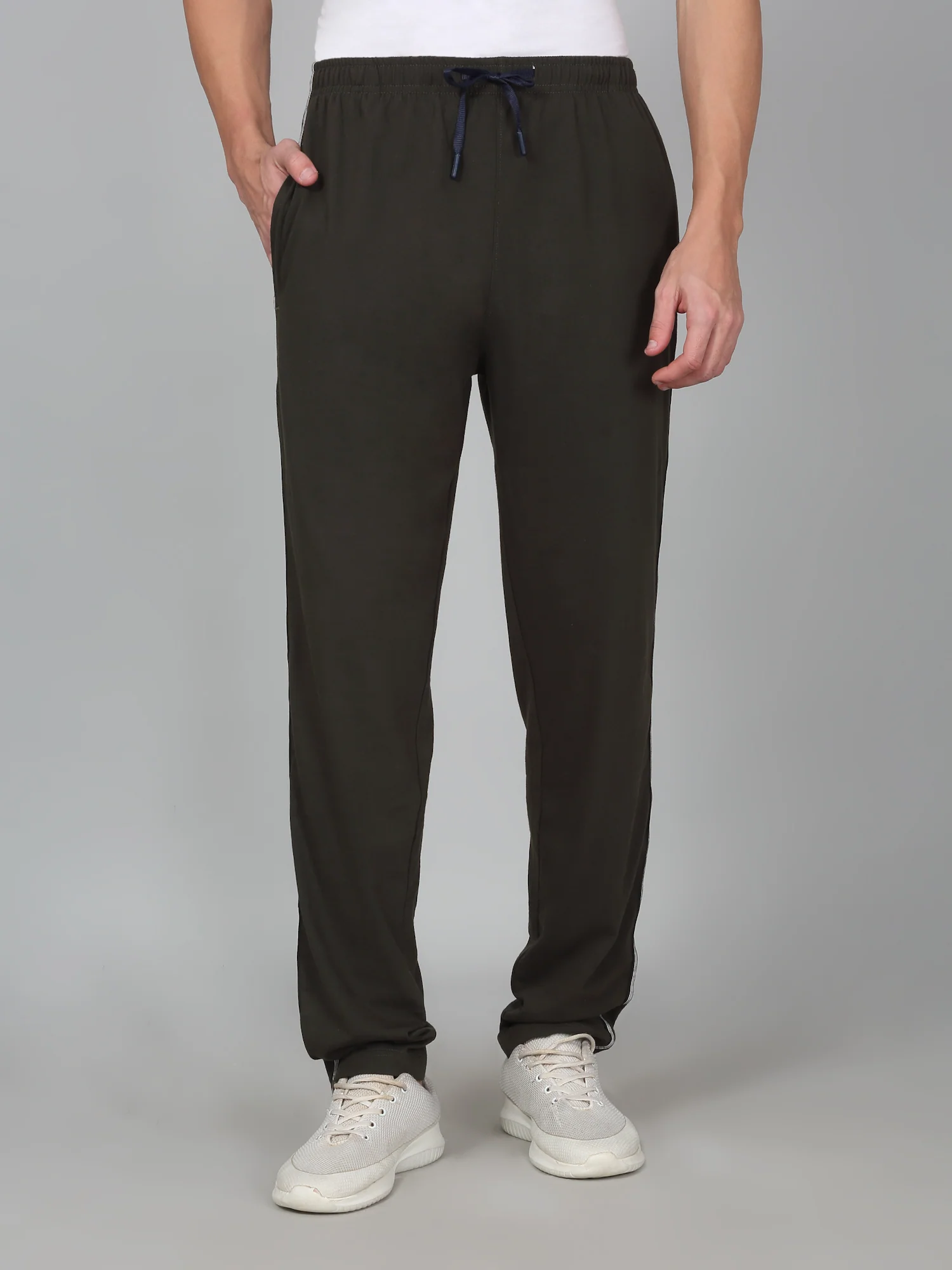 Men's Printed Green Regular Fit Casual Track Pant - Image 2