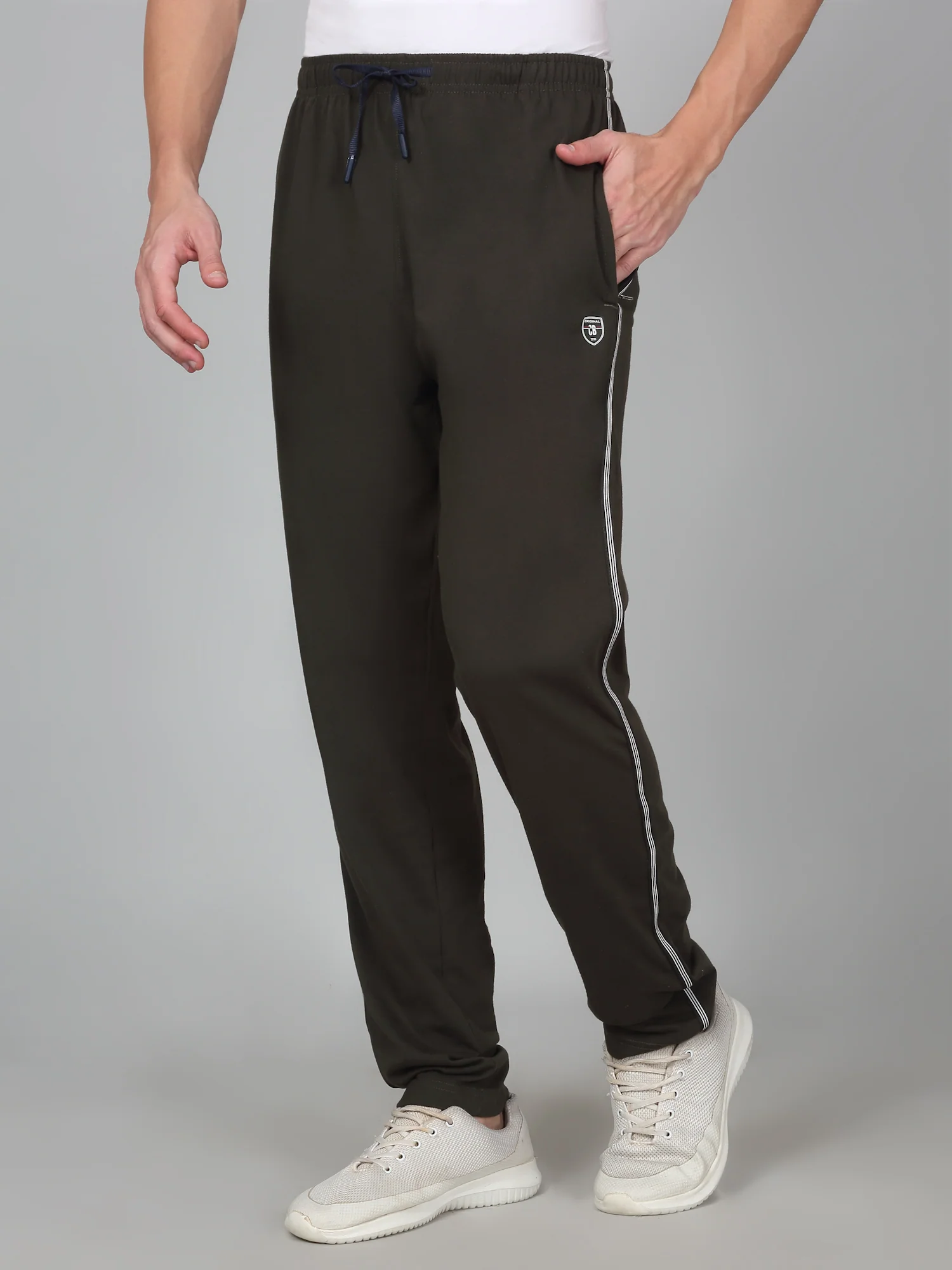 Men's Printed Green Regular Fit Casual Track Pant - Image 3
