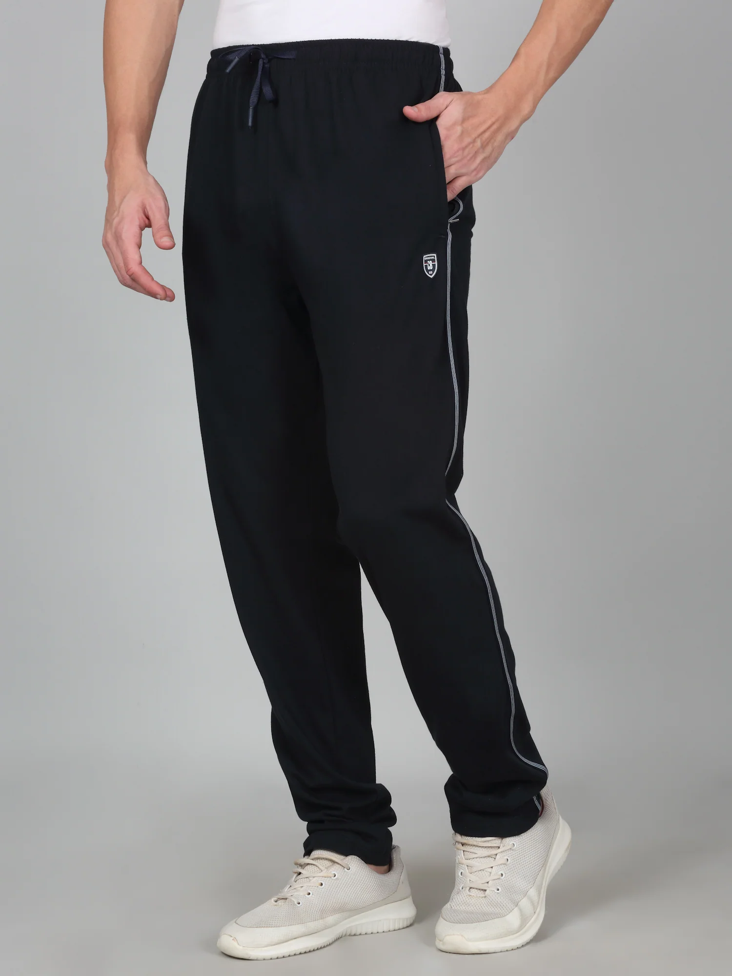 Men's Printed Navy Blue Regular Fit Casual Track Pant - Image 3