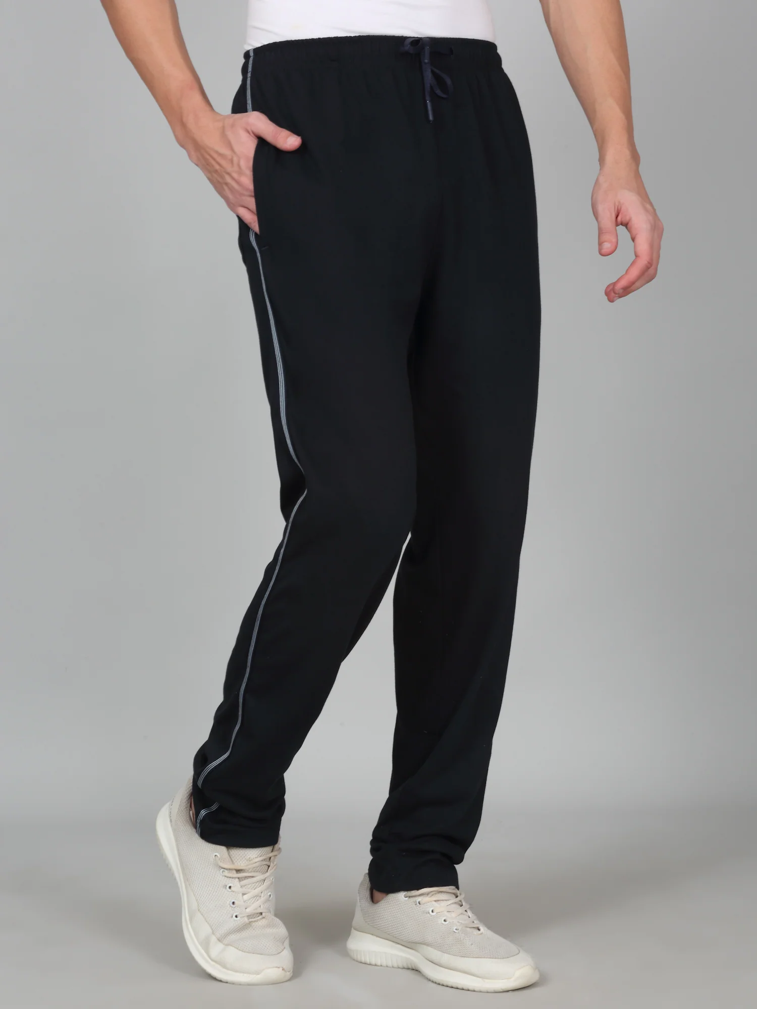 Men's Printed Navy Blue Regular Fit Casual Track Pant - Image 4