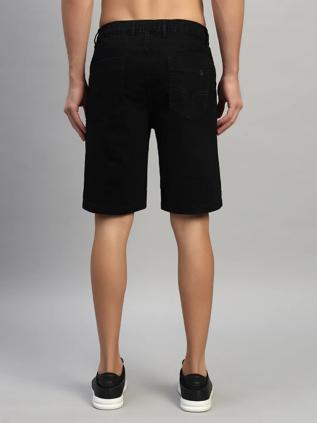 Men's Solid Black Regular Fit Casual Bermuda - Image 2