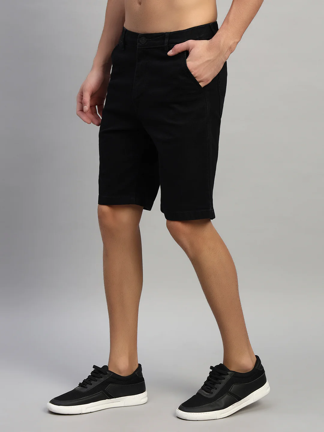 Men's Solid Black Regular Fit Casual Bermuda - Image 5