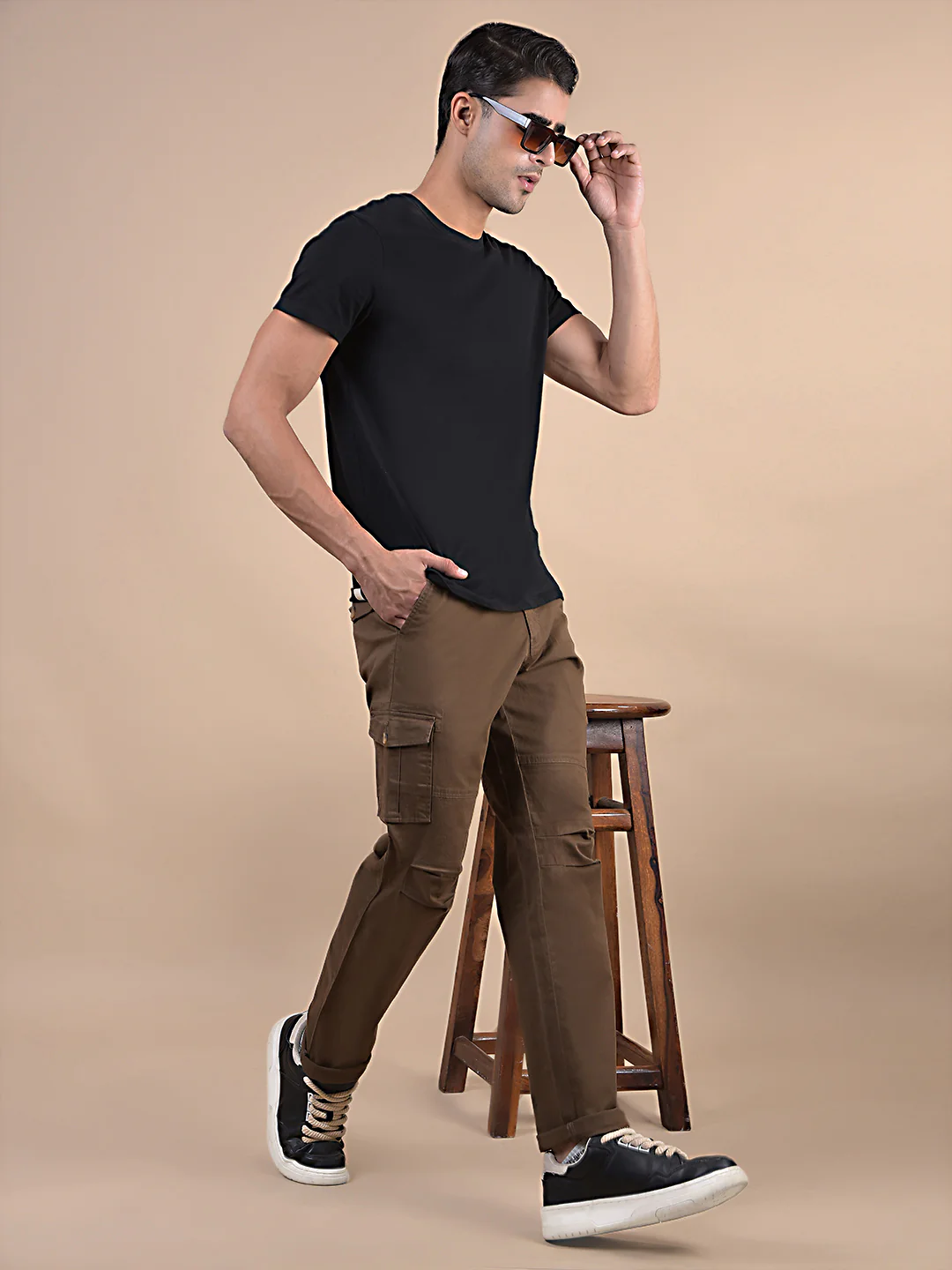 Men's Solid Brown Regular Fit Casual Cargo - Image 4