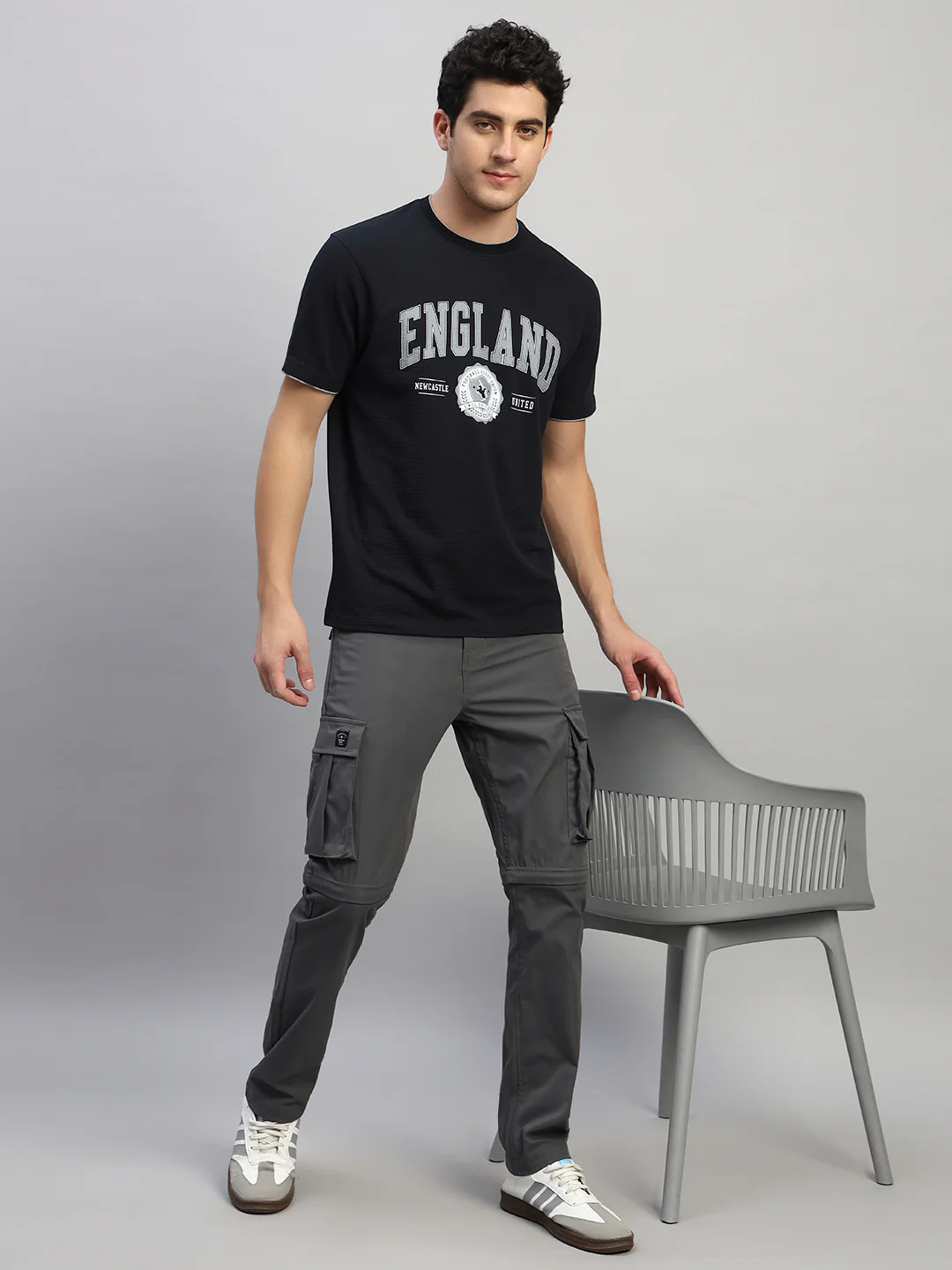 Men's Solid Charcoal Regular Fit Casual Cargo - Image 8