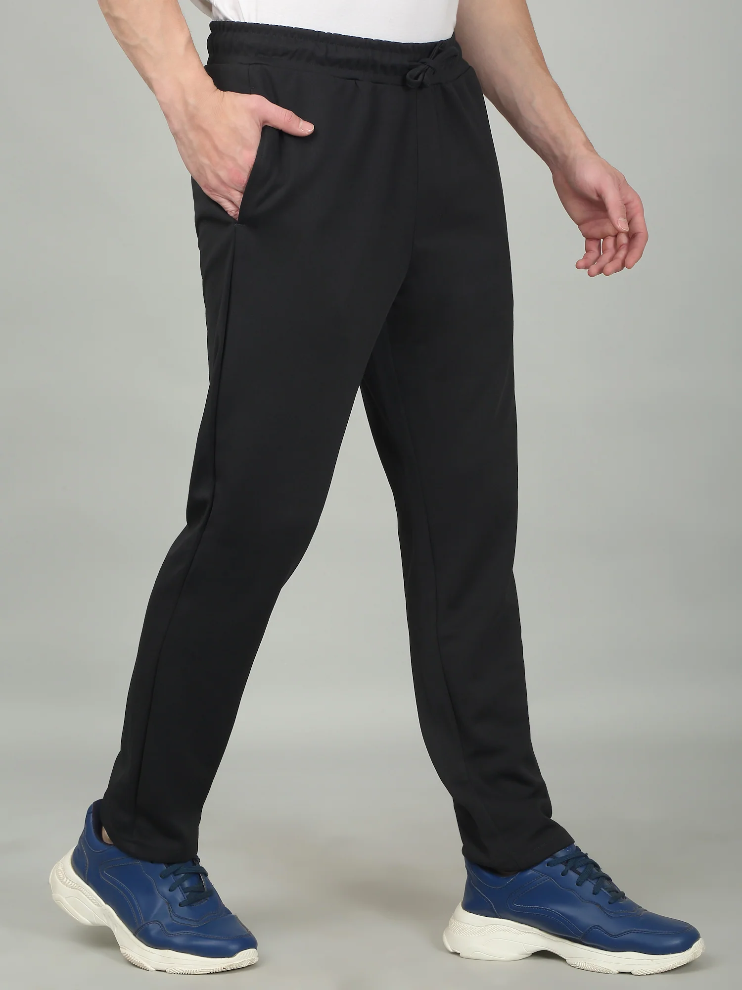 Men's Solid Charcoal Trackpant - Image 4