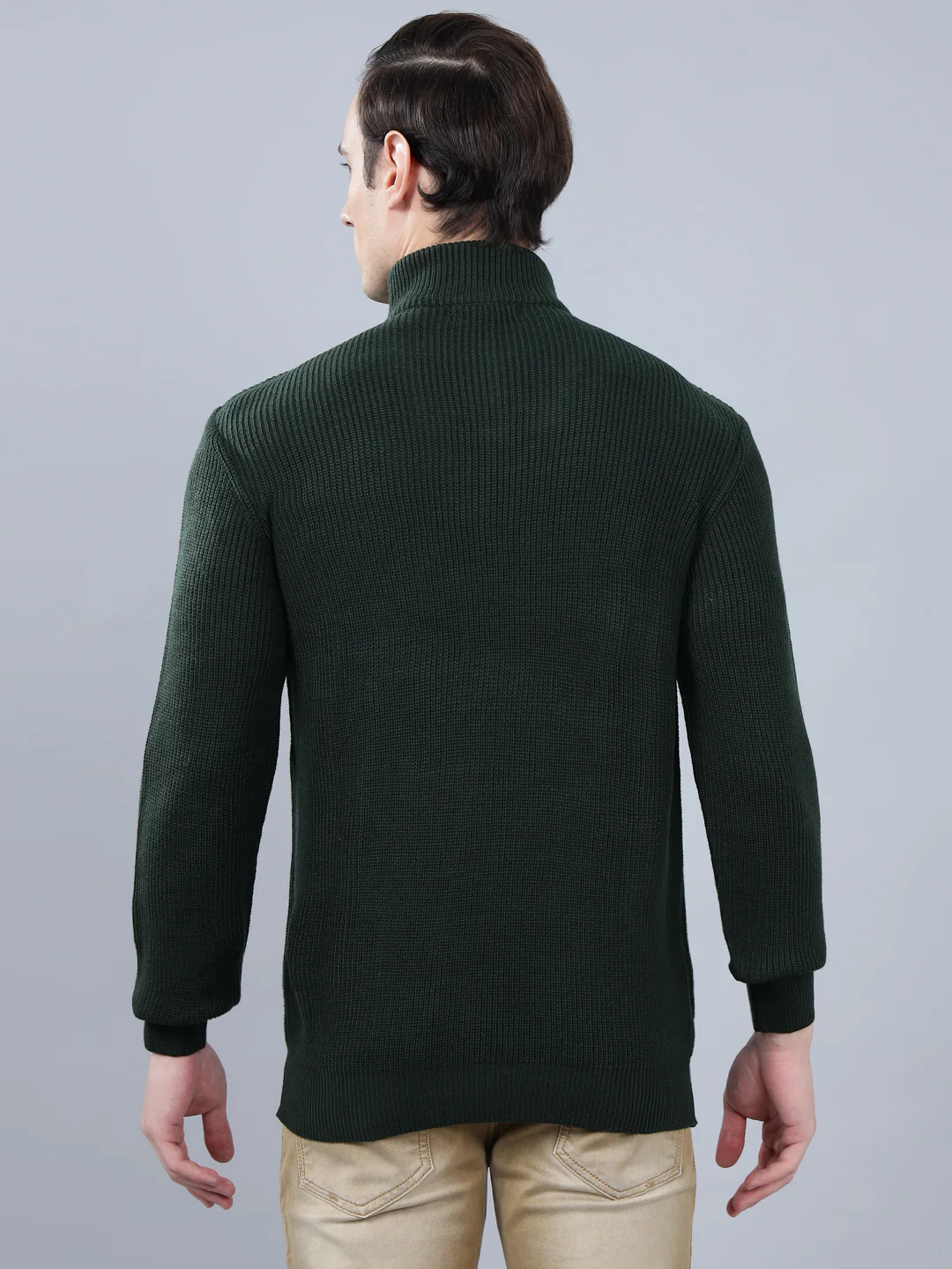 Men's Solid Dark Green Full Sleeve Sweater - Image 2