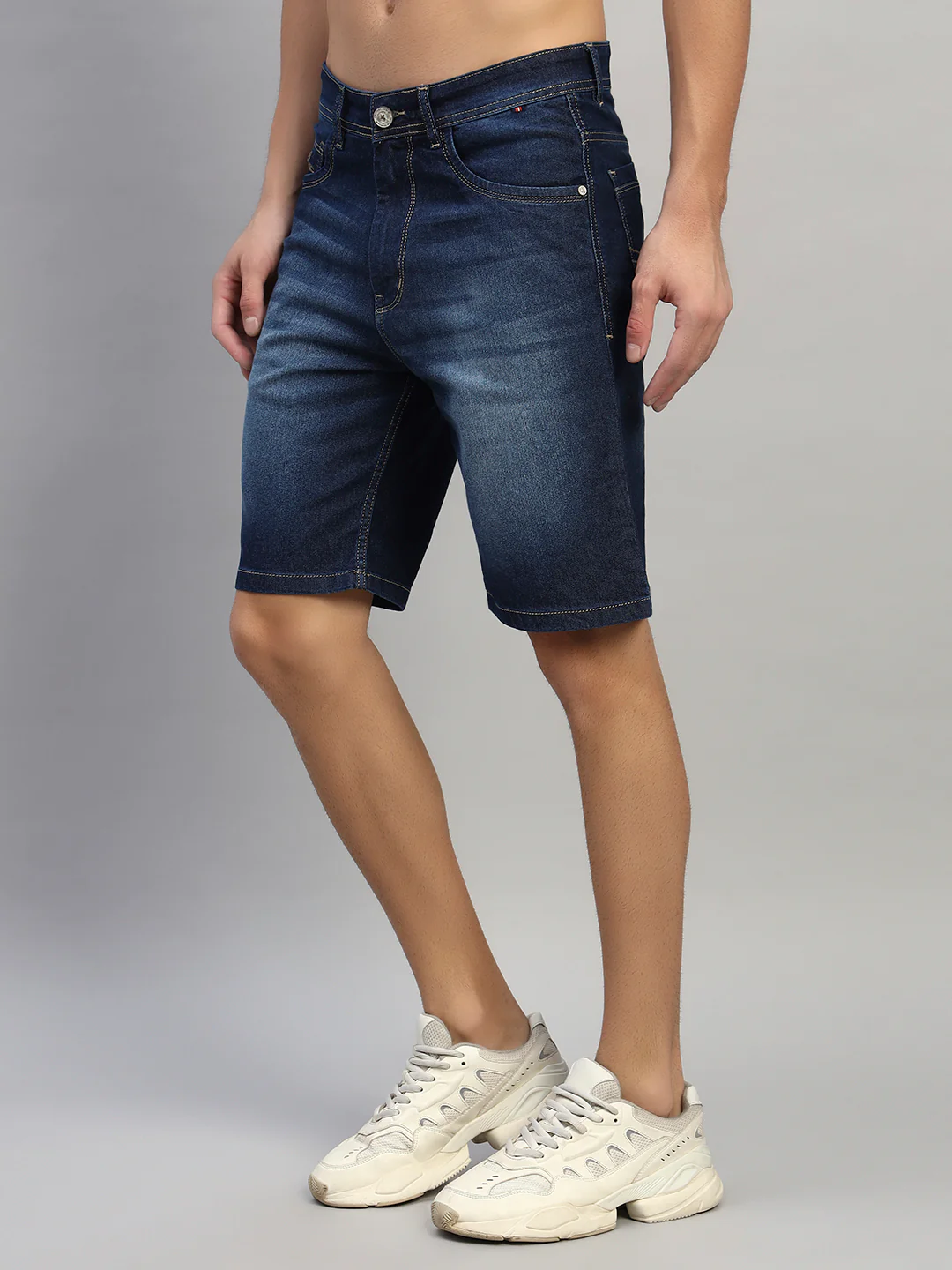 Men's Solid Denim Blue Regular Fit Casual Bermuda - Image 5