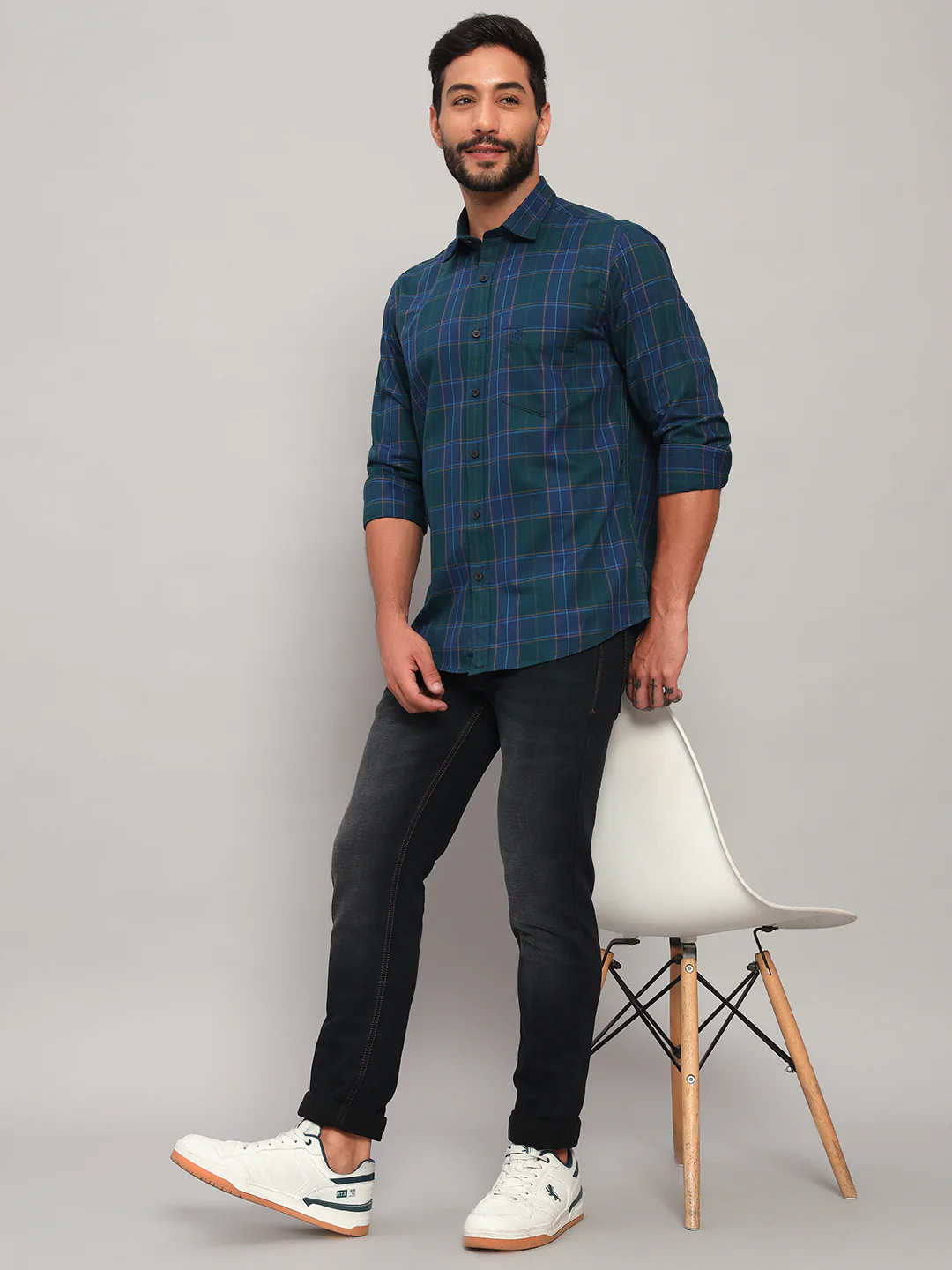 Denim Jeans for Men l Breathable & Soft with Color Fastness Ultra Narrow Fit Cotton Fabric Solid Pattern Button Closure - Image 7