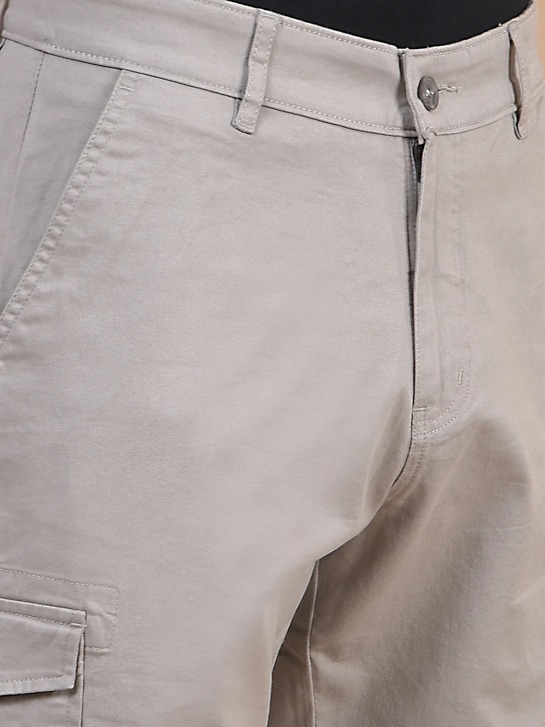 Men's Solid Ivory Regular Fit Casual Cargo - Image 7