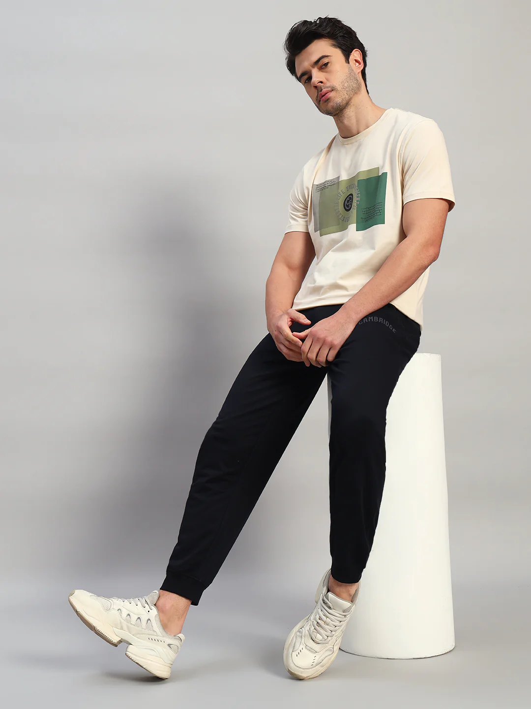 Men's Solid Navy Blue Regular Fit Casual Track Pant - Image 8