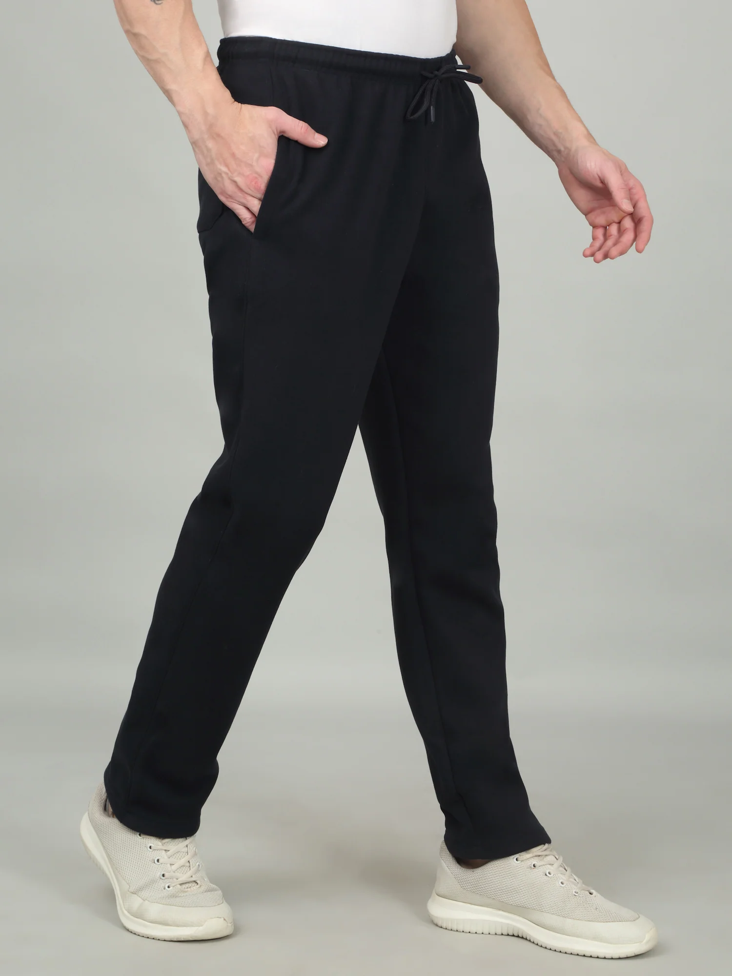 Men's Solid Navy Blue Trackpant - Image 4
