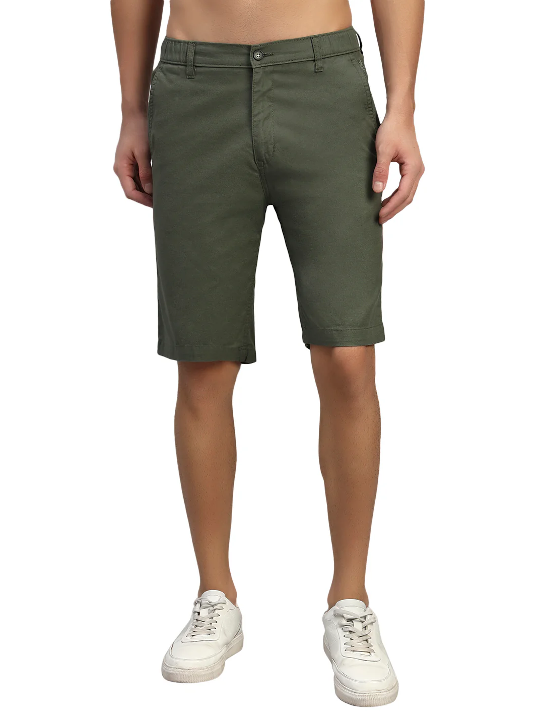 Men's Solid Olive Green Regular Fit Casual Bermuda - Image 2