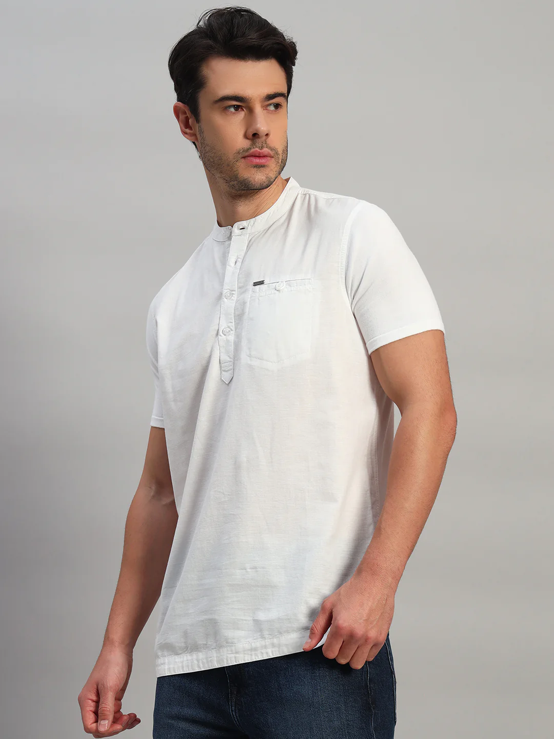 Men's Solid White Mandarin Collar Half Sleeve Kurta - Image 3