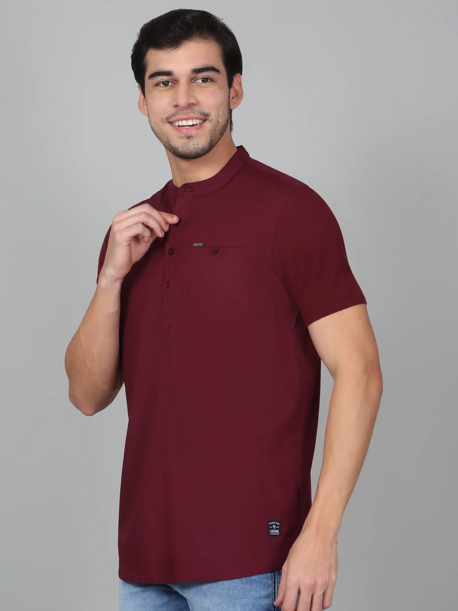Men's Solid Wine Mandarin Collar Regular Fit Half Sleeves Kurta - Image 2