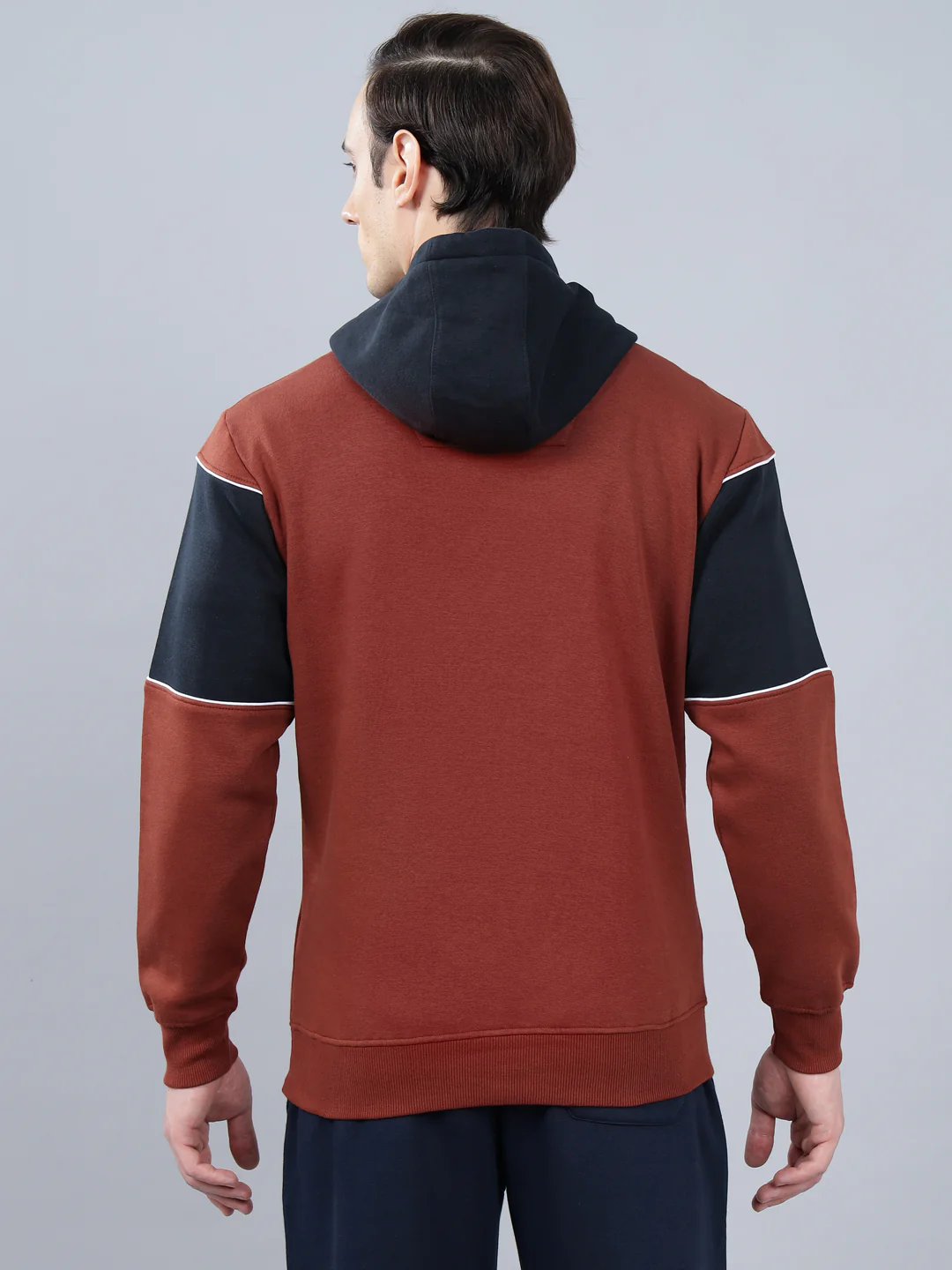 Men's Typography Printed Rust Hoody Neck Sweatshirt - Image 2