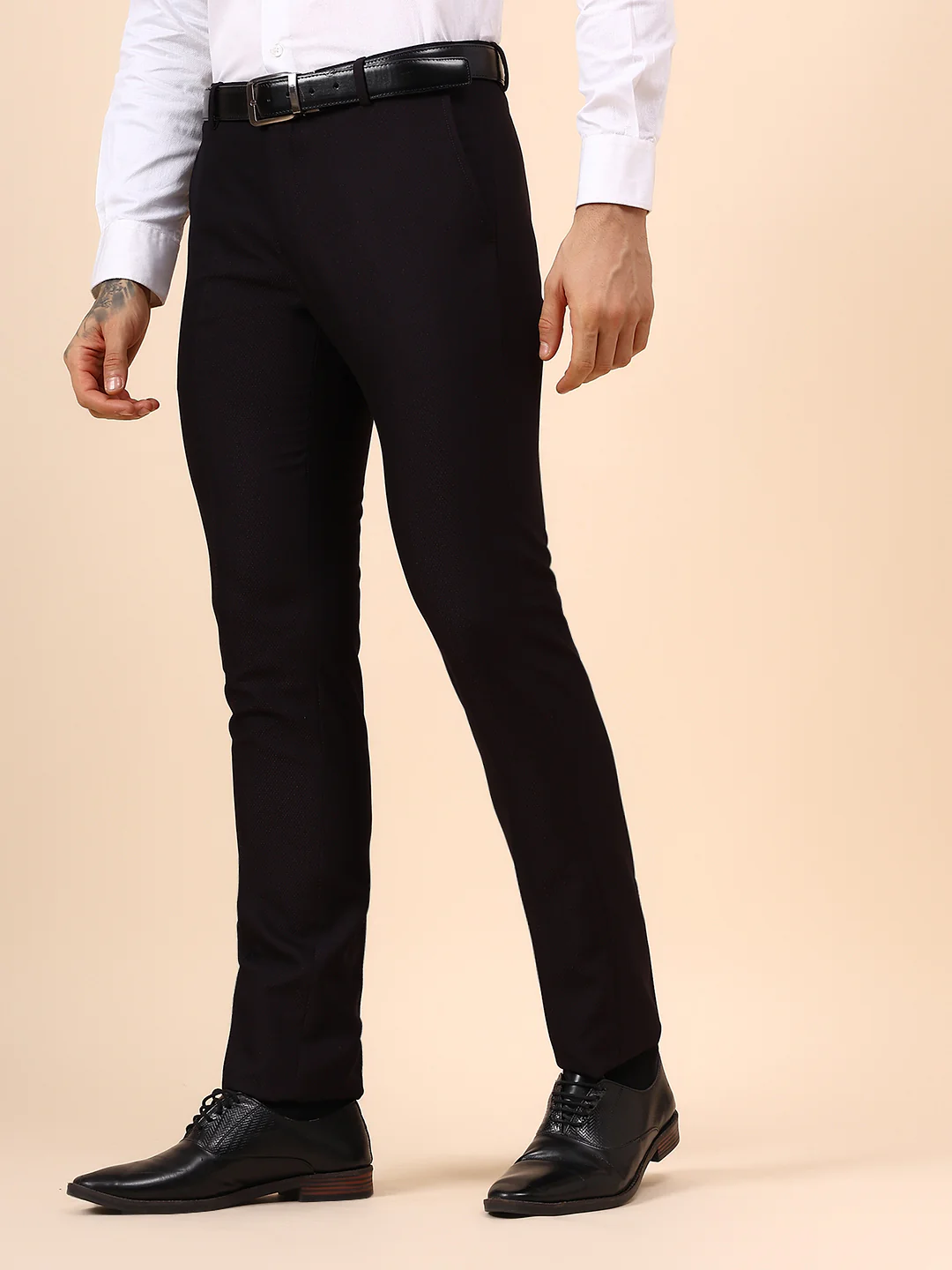 Men's Wine Self Design Non Plated Regular Fit Formal Trouser - Image 3