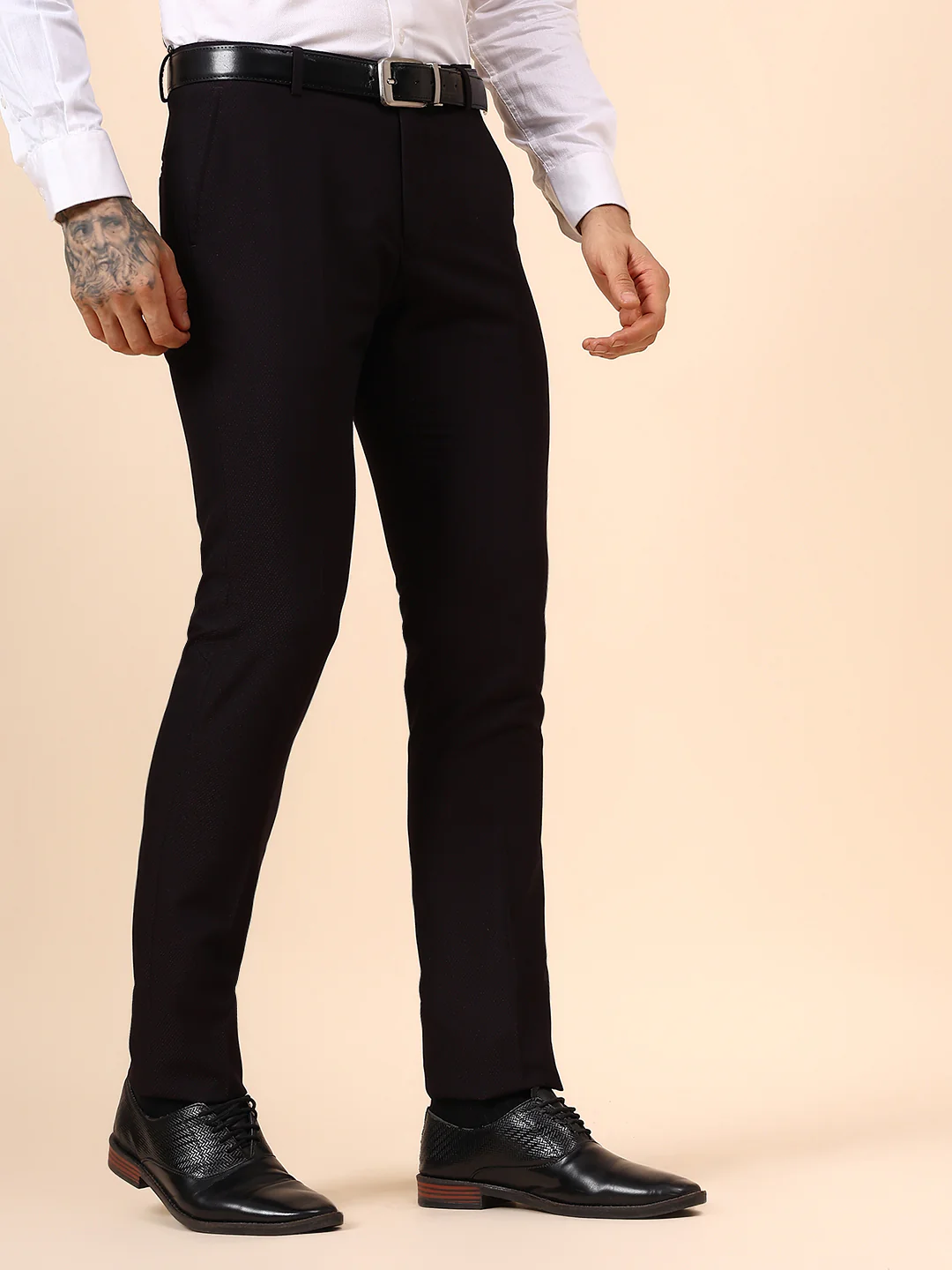 Men's Wine Self Design Non Plated Regular Fit Formal Trouser - Image 4