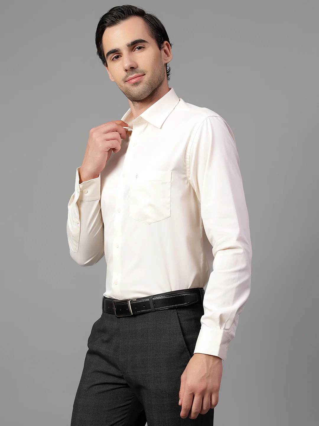 Formal Shirt for Men l Breathable & Soft with Color Fastness Regular Fit Spread Collar Neck Cotton Fabric Self Design Pattern - Image 4