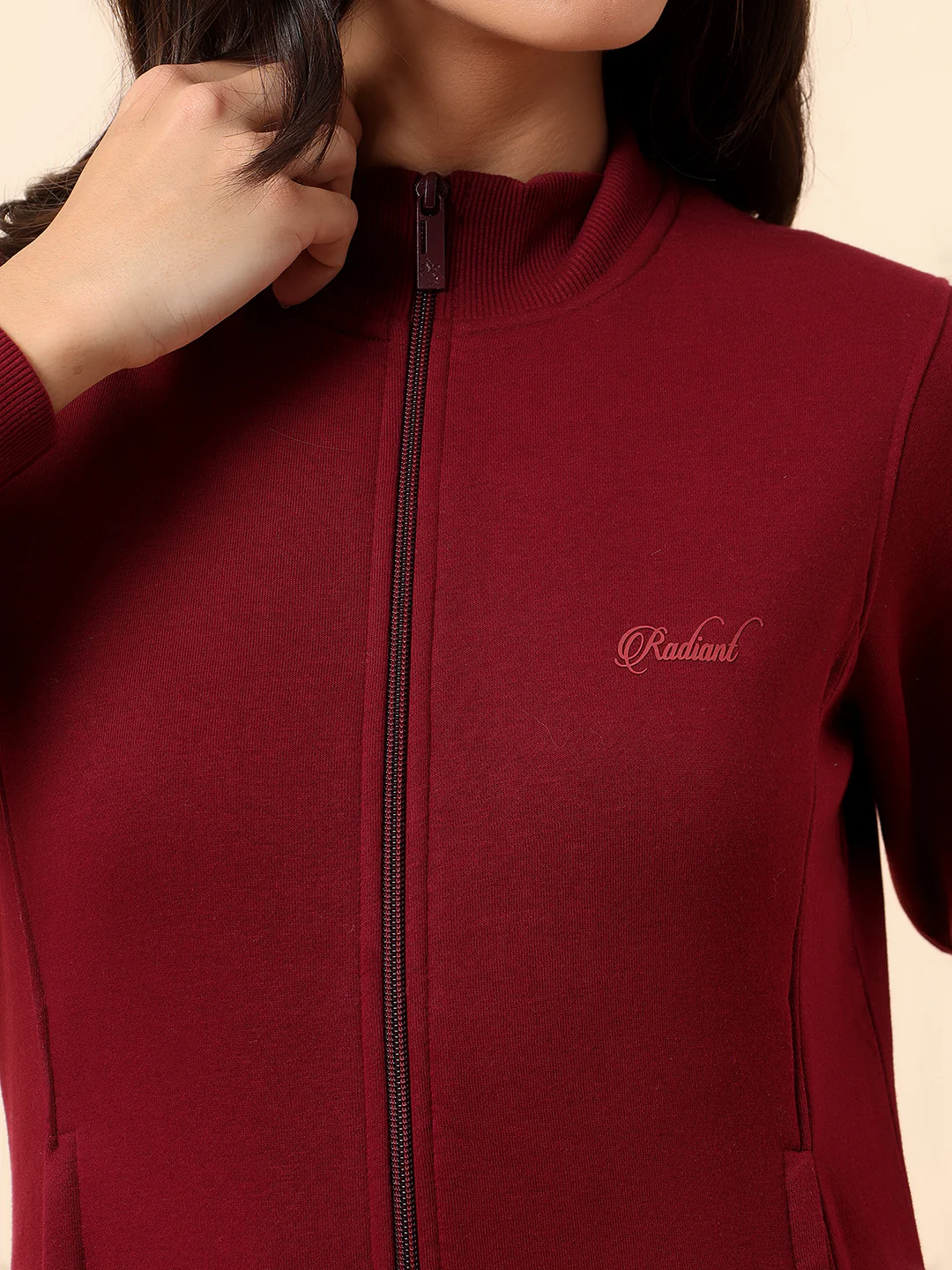 Sweatshirt for Women l Winter Wear Poly Cotton Fabric Closure Zipper Regular Fit Solid Pattern - Image 7