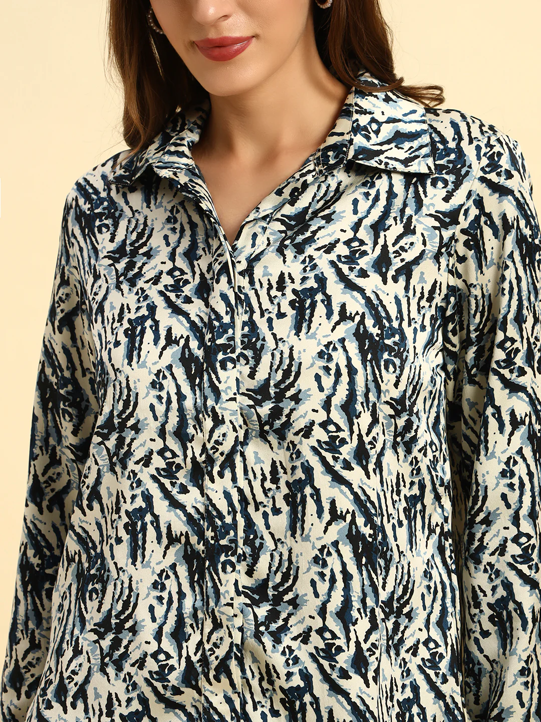 Top for Women l Breathable & Soft with Color Fastness Regular Fit Spread Collar Poly Cotton Fabric Printed Pattern - Image 8